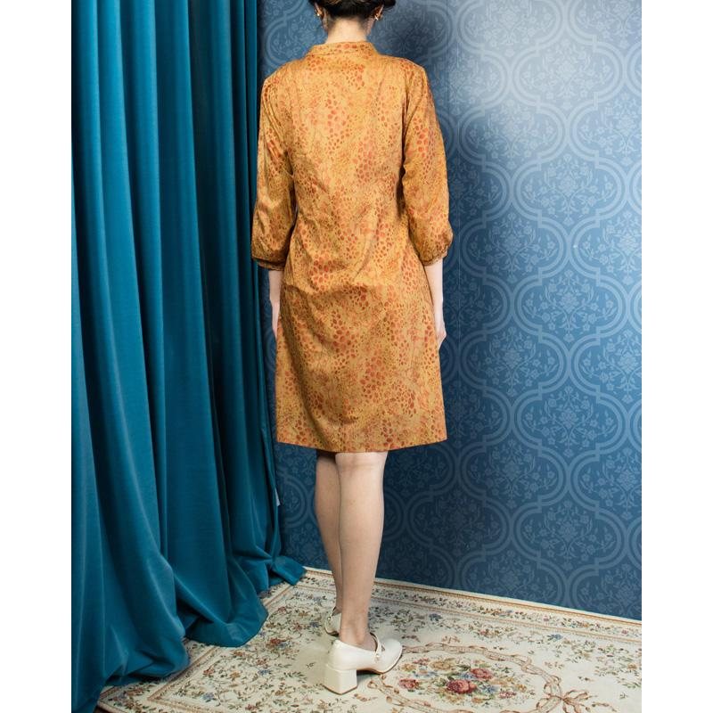 Late 1960s-1970s Side Tie Collar Patterned Shift Dress/MOD Dress (NA0698)