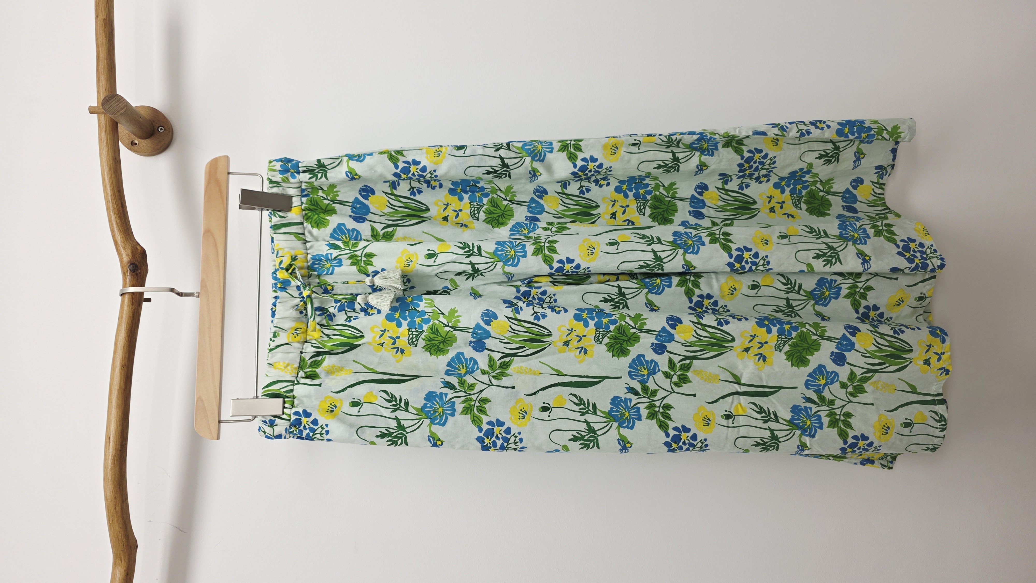 日牌粉藍花花圖案棉麻橡筋褲