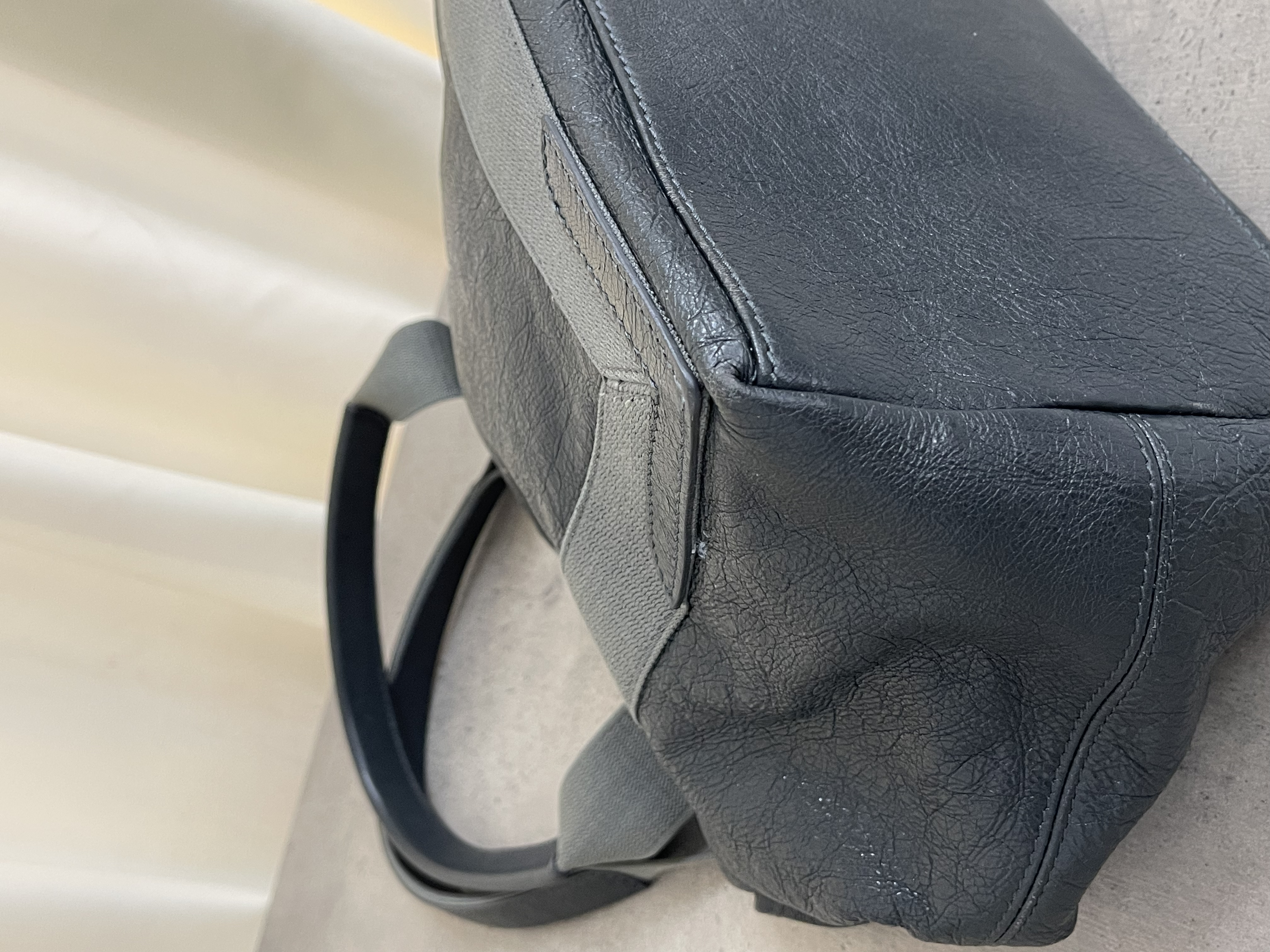 Pre-owned Balenciaga Navy Cabas XS tote bag/ Product Code: 25012702