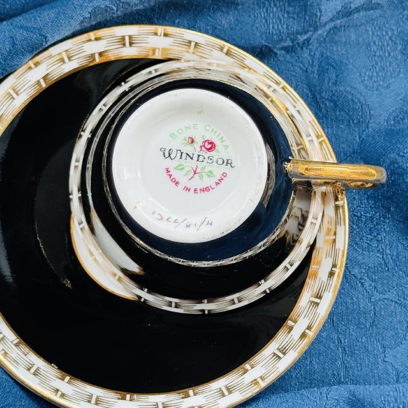 C.a. 1950-60s Windsor Made in England Bone China Black Tea Set Duo with Rose Pattern and Wicker Trim (MT2038)