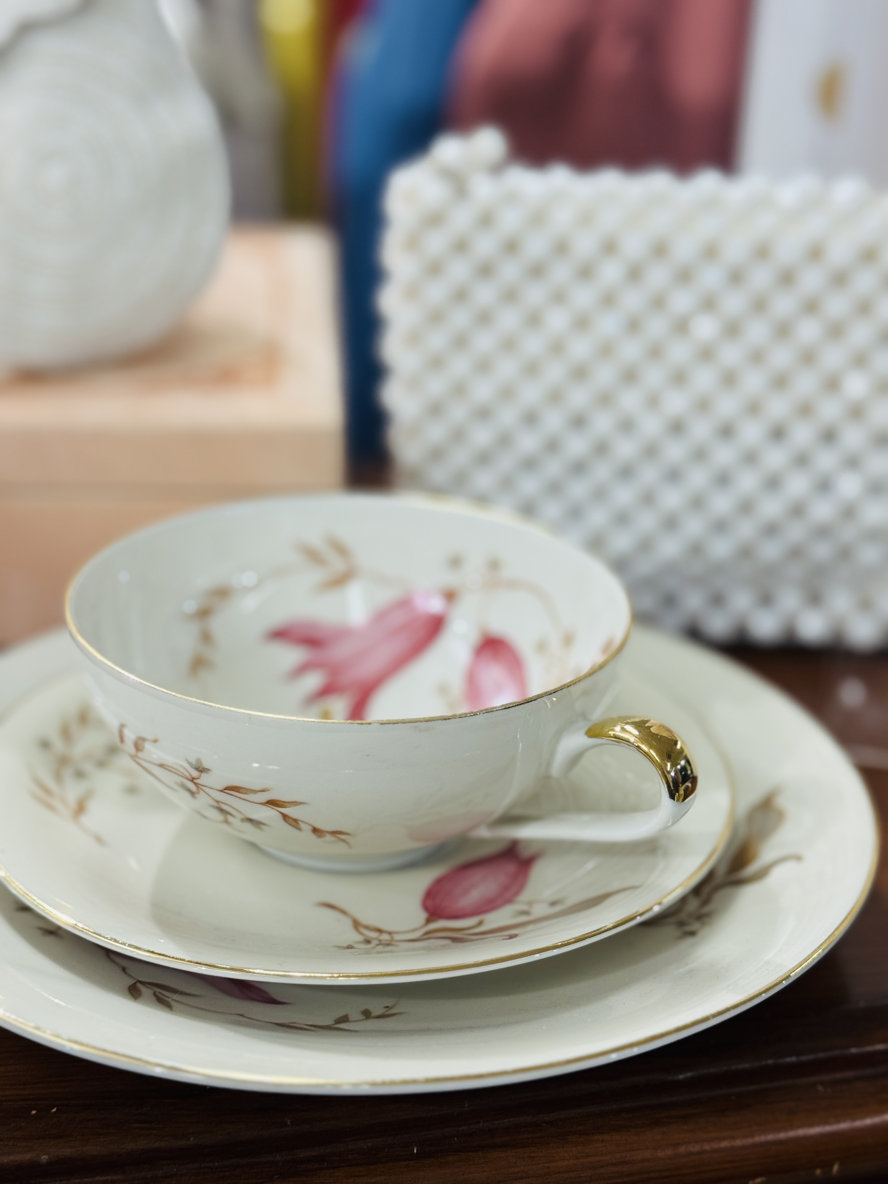 Vintage Pre-1969 German Hertel Jacob Flower Bud Foliage Tea Set Trio(NA0778)