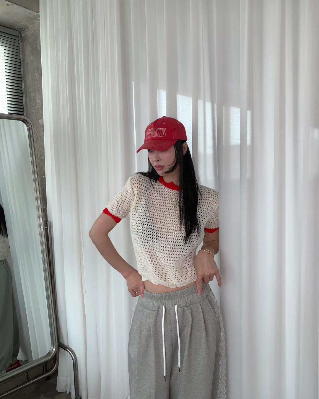 不規則邊圓領針織短袖top