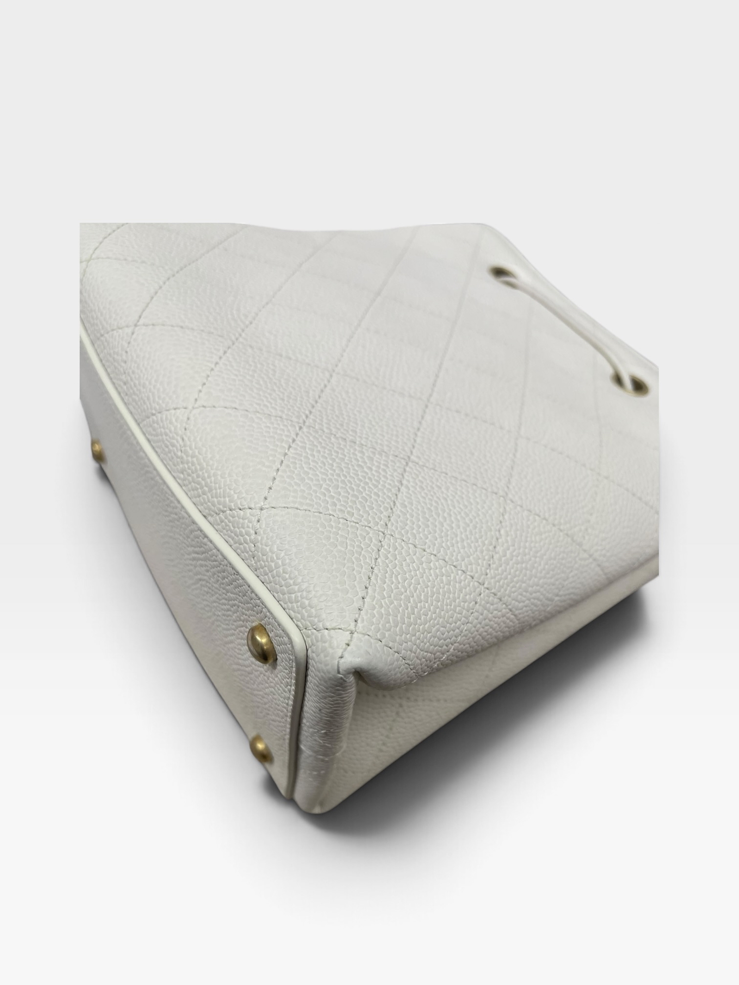 Pre-Owned CHANEL Caviar Bag/ Product Code: 101102