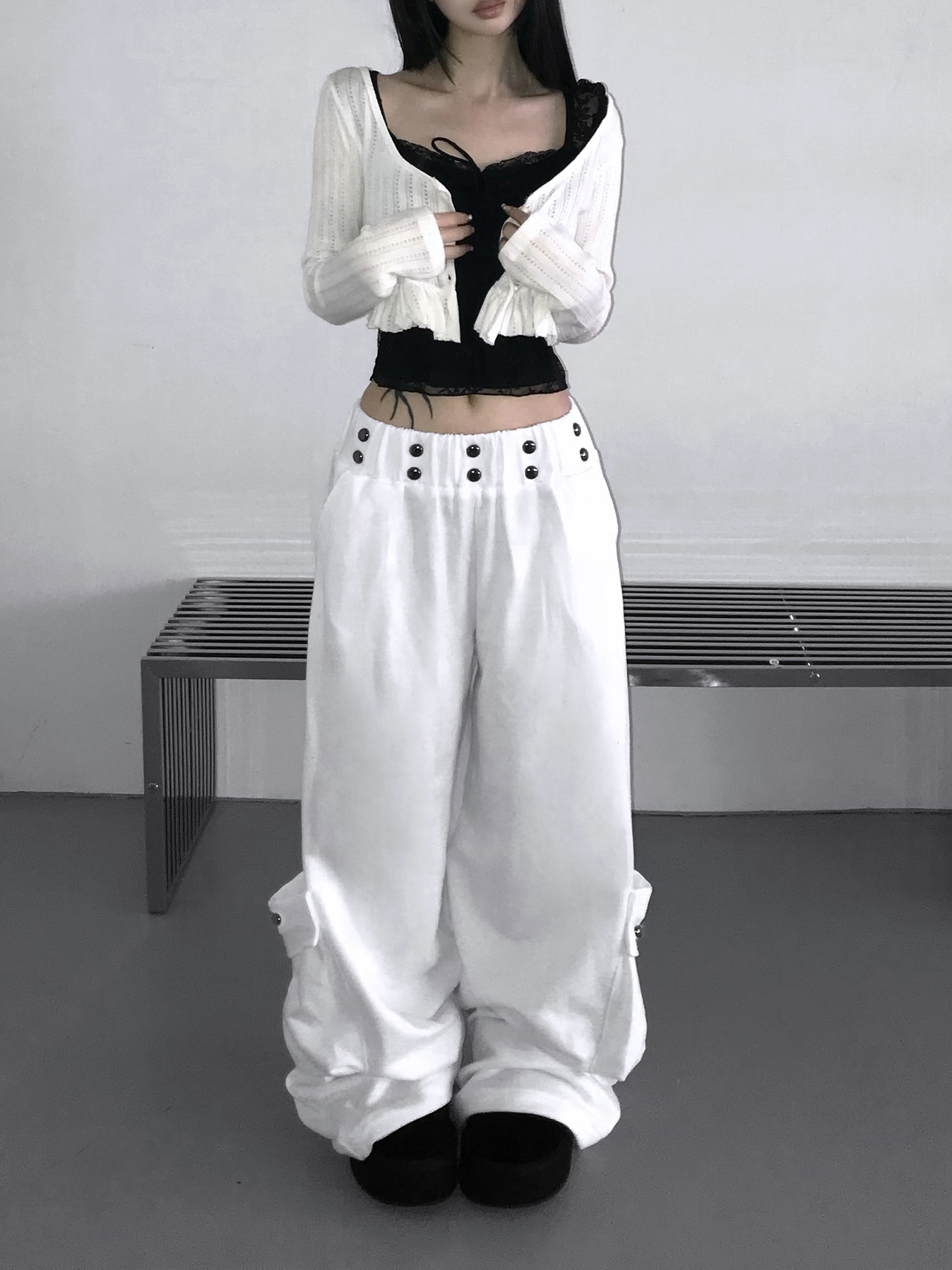 Nova Snap Wide-Leg Cargo Pants