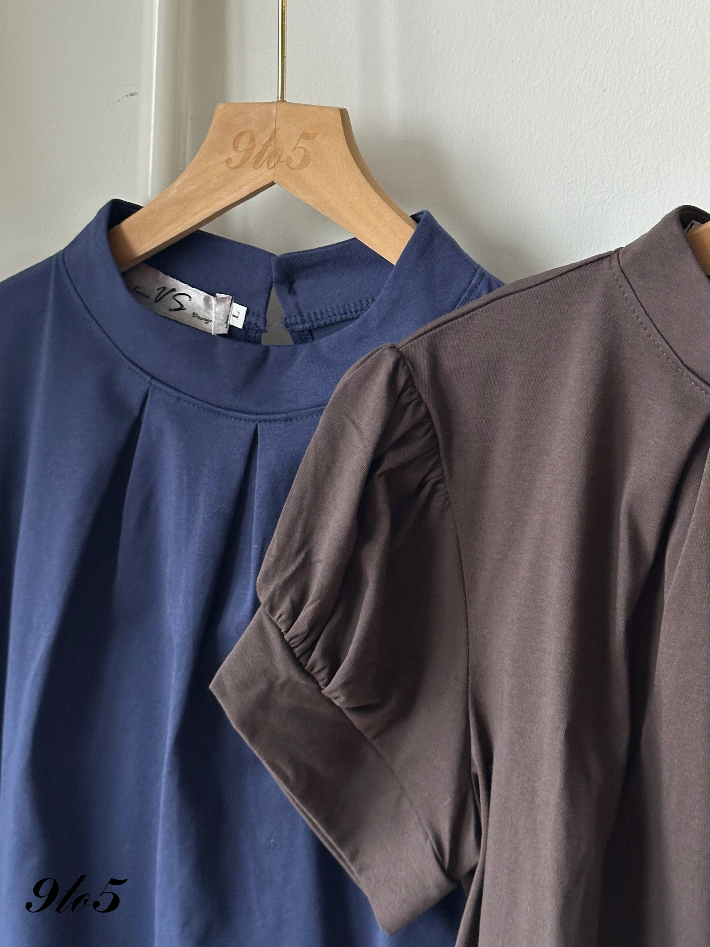 T4242 Mock Neck Ruched Top - Blue & Grey