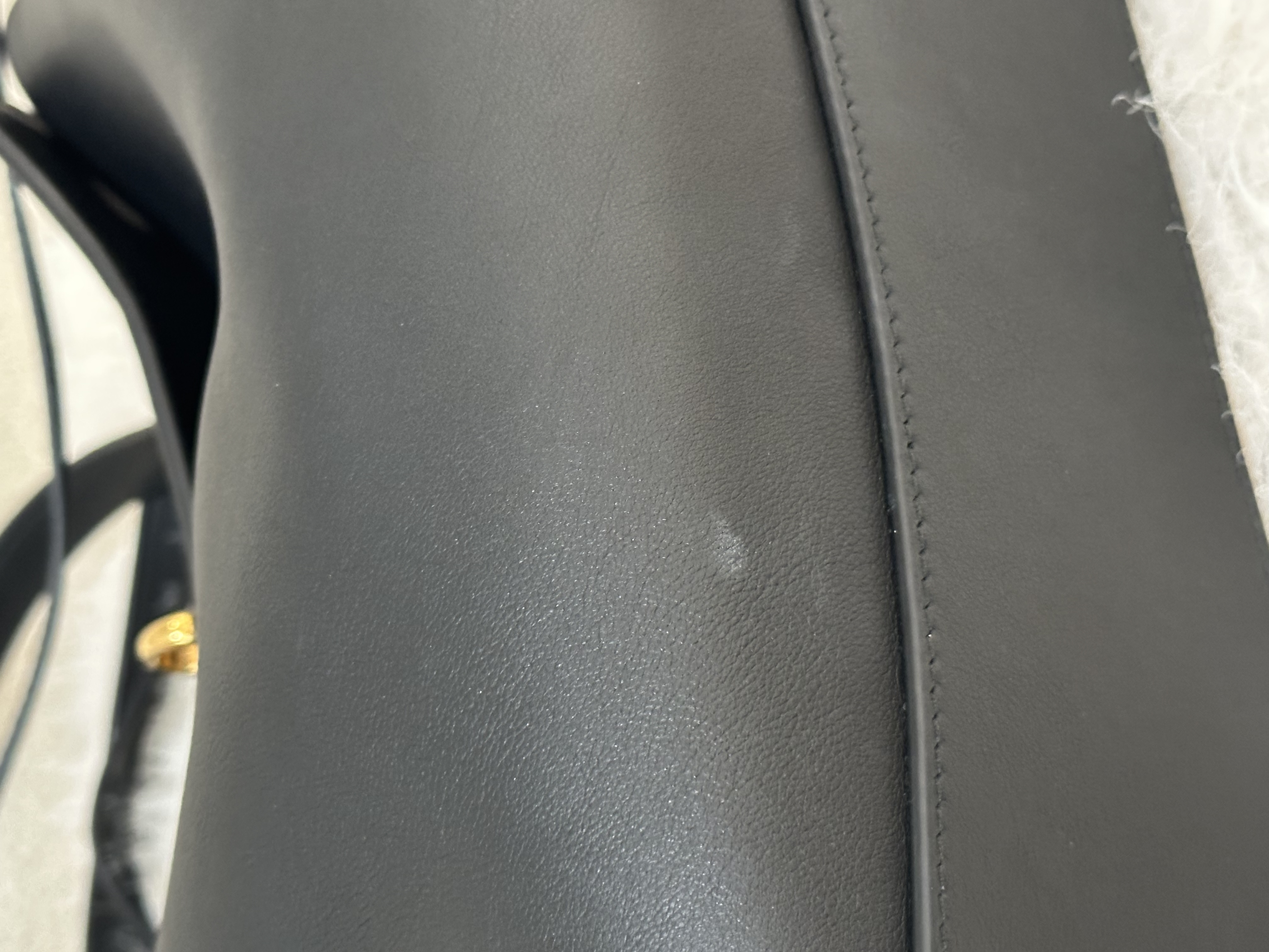 Pre-owned Balenciaga Rodeo / 26NY24