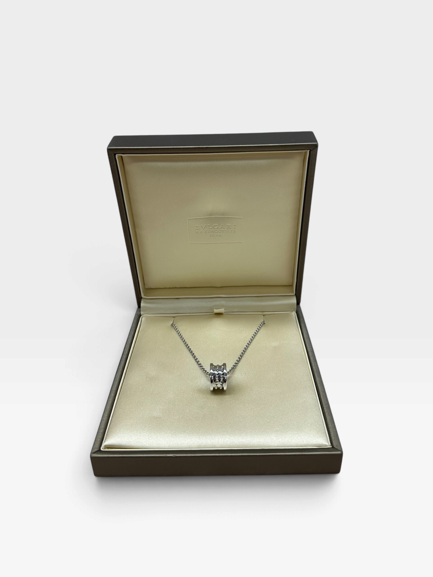 Pre-Owned Bulgari necklace /Product Code: 102009