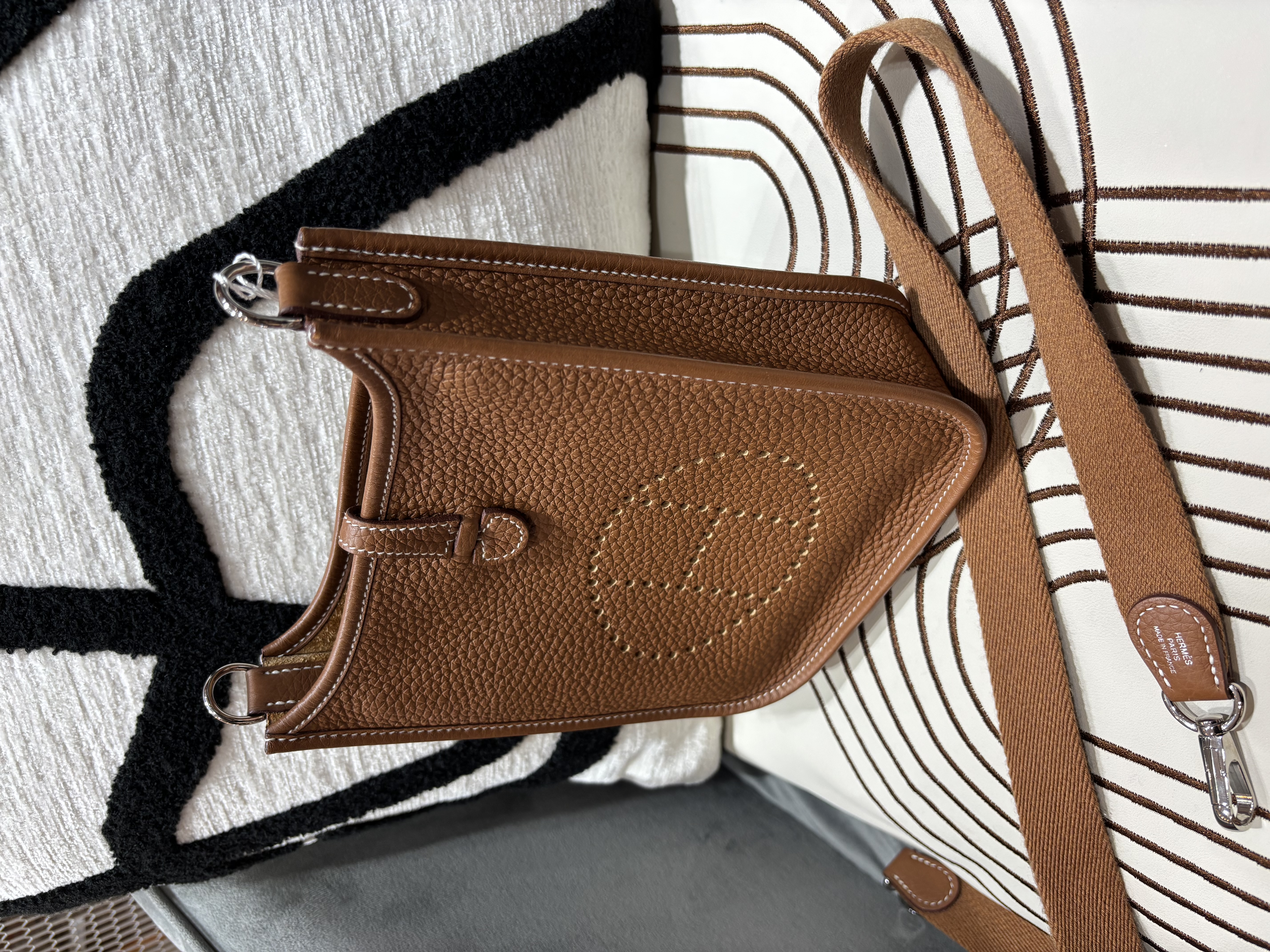 Hermes mini evelyne,Gold STAMP B ,100%Authentic,98%new ✅dust bag ✅box