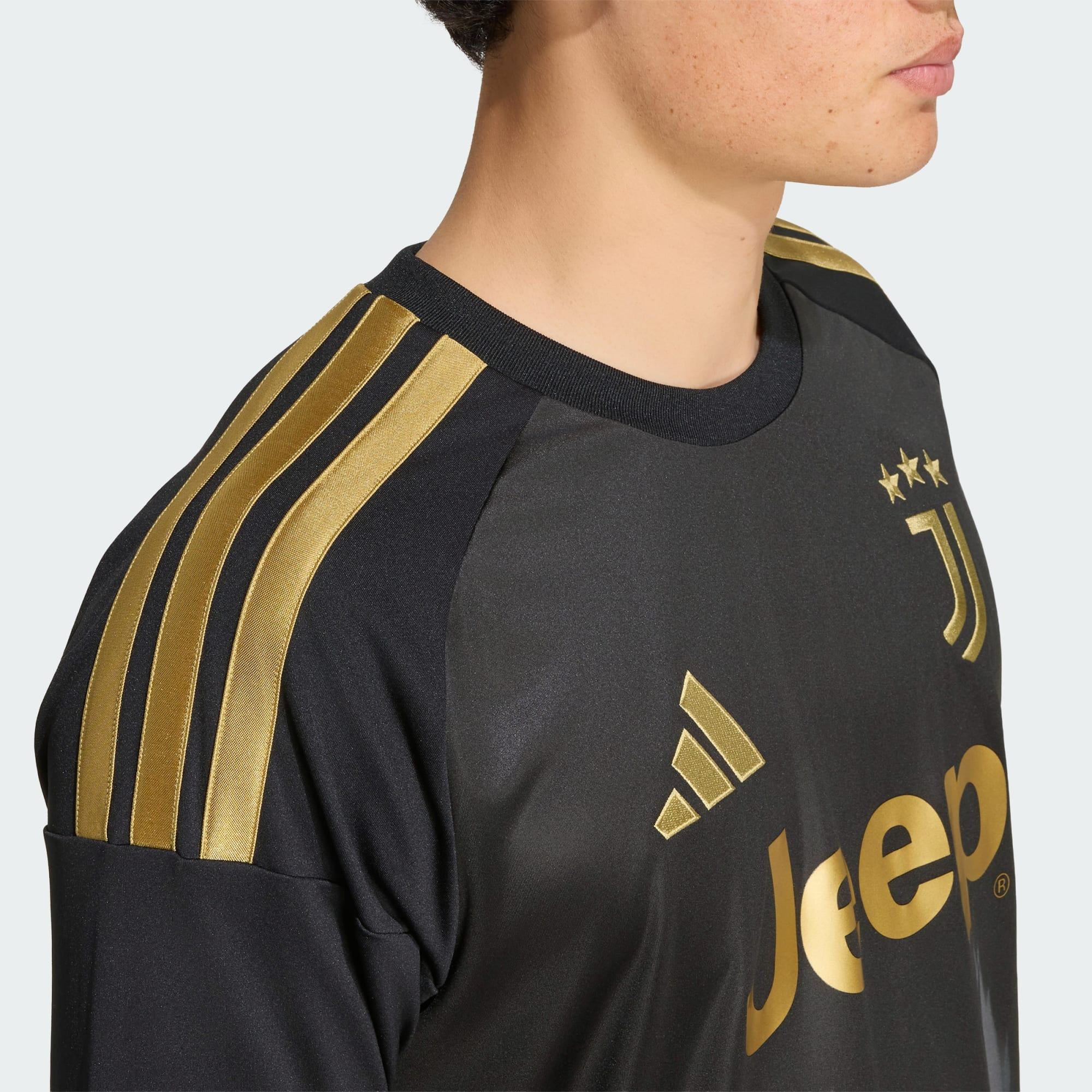 Adidas Juventus 祖雲達斯 2026-27 三客球迷版球衣  (可加印字章) KC2297