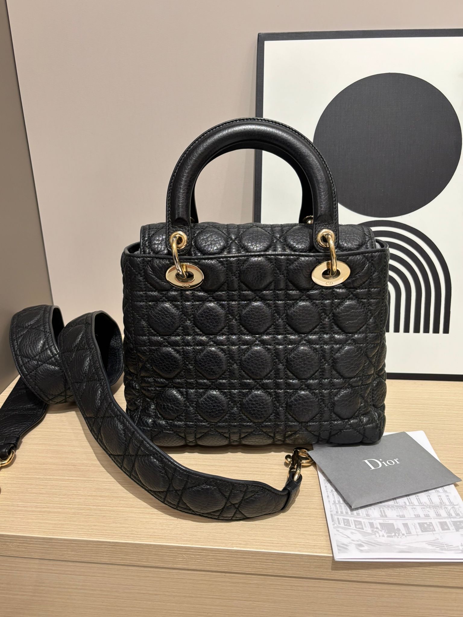 Dior Lady Dior 黑色牛皮 100%Authentic, 95%New ✅收據✅ certificate ✅Dust bag ✅Box