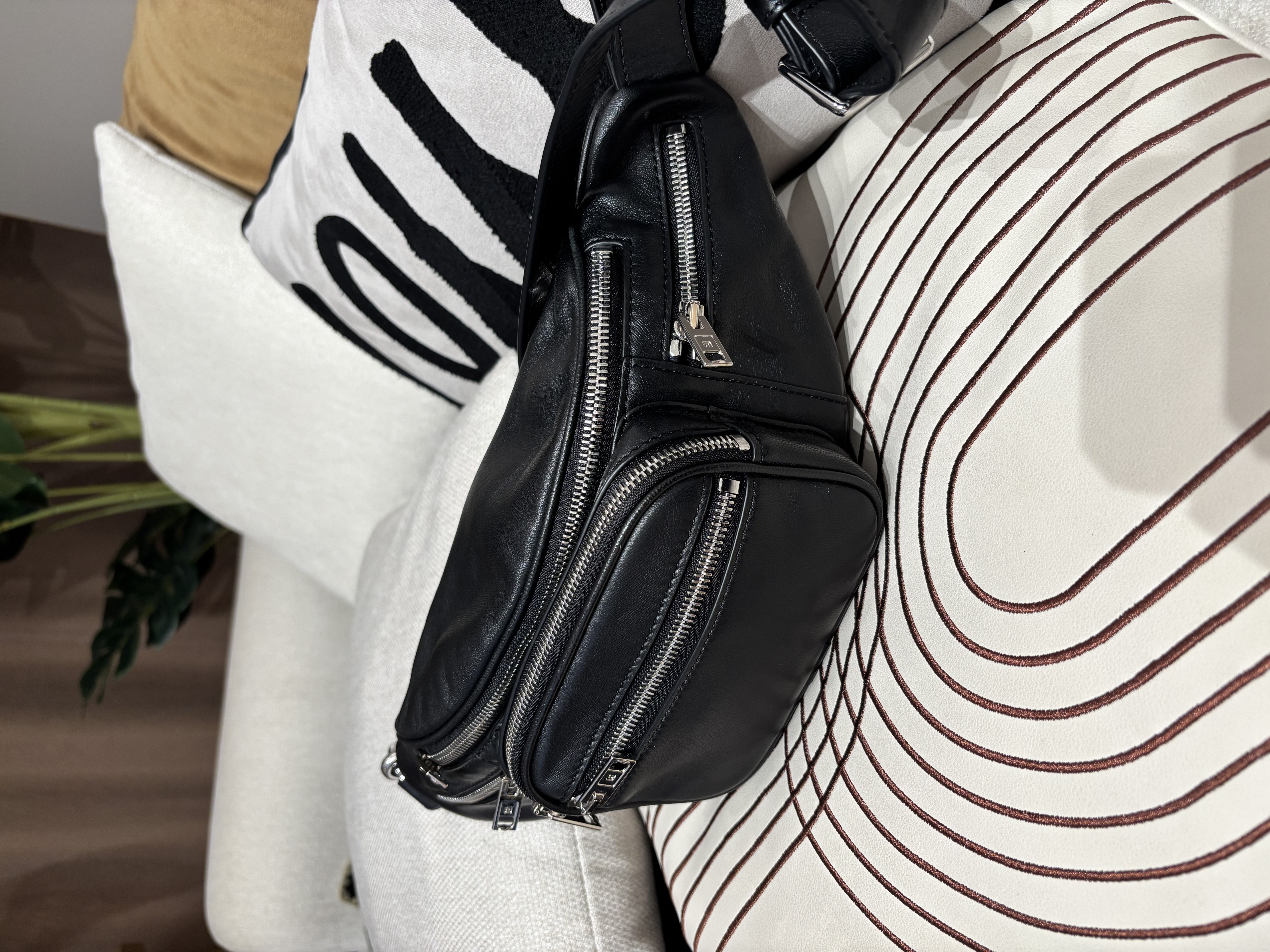 Alexander wang Belt Bag Black Calfskin 100%Authentic, 95%New ✅Dust bag