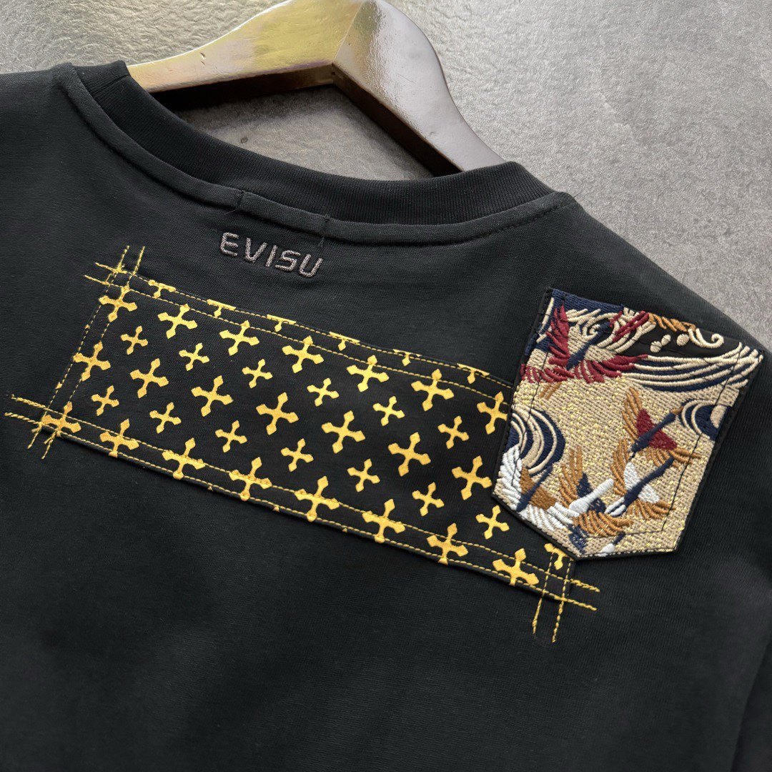 預訂 EVISU 福神2026 海鷗刺繡口袋織錦字母短袖Tee