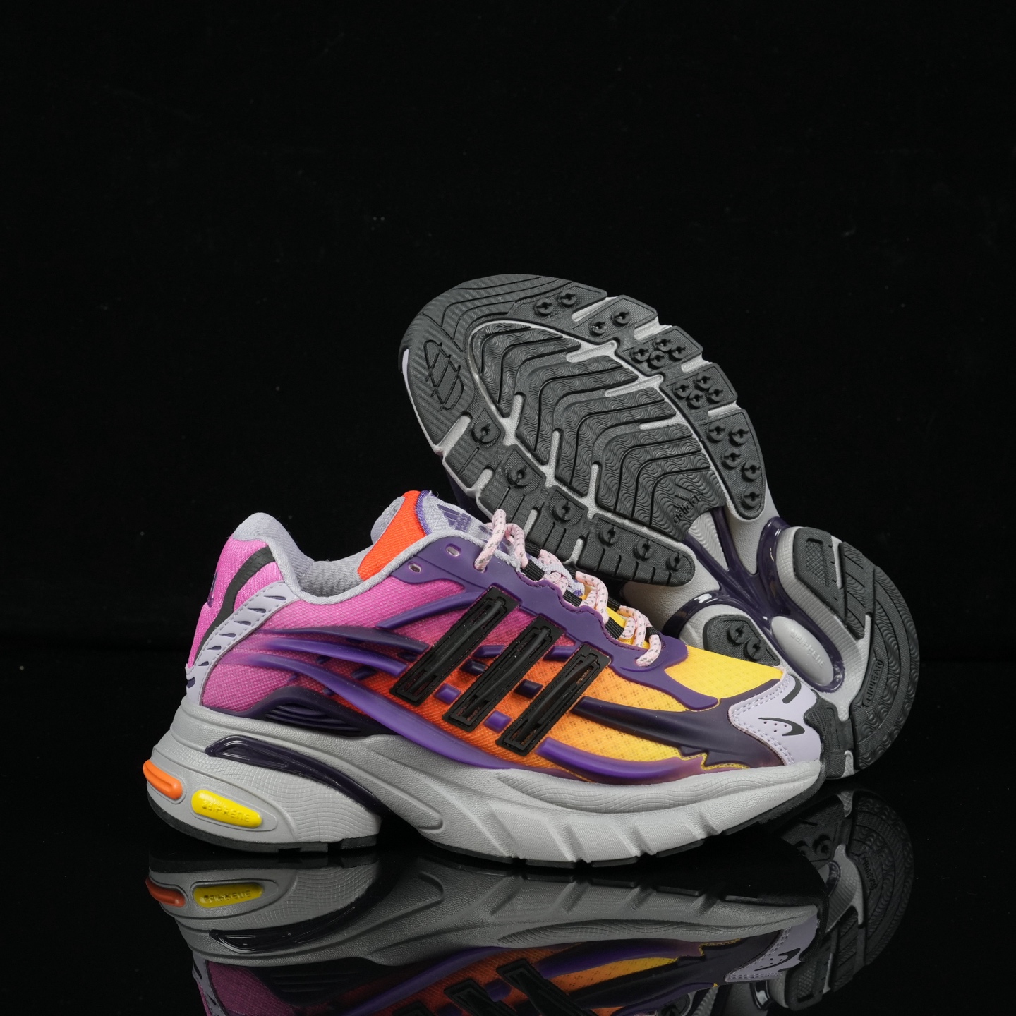 Pharrell Williams x Adidas Adistar Jellyfish JP9275