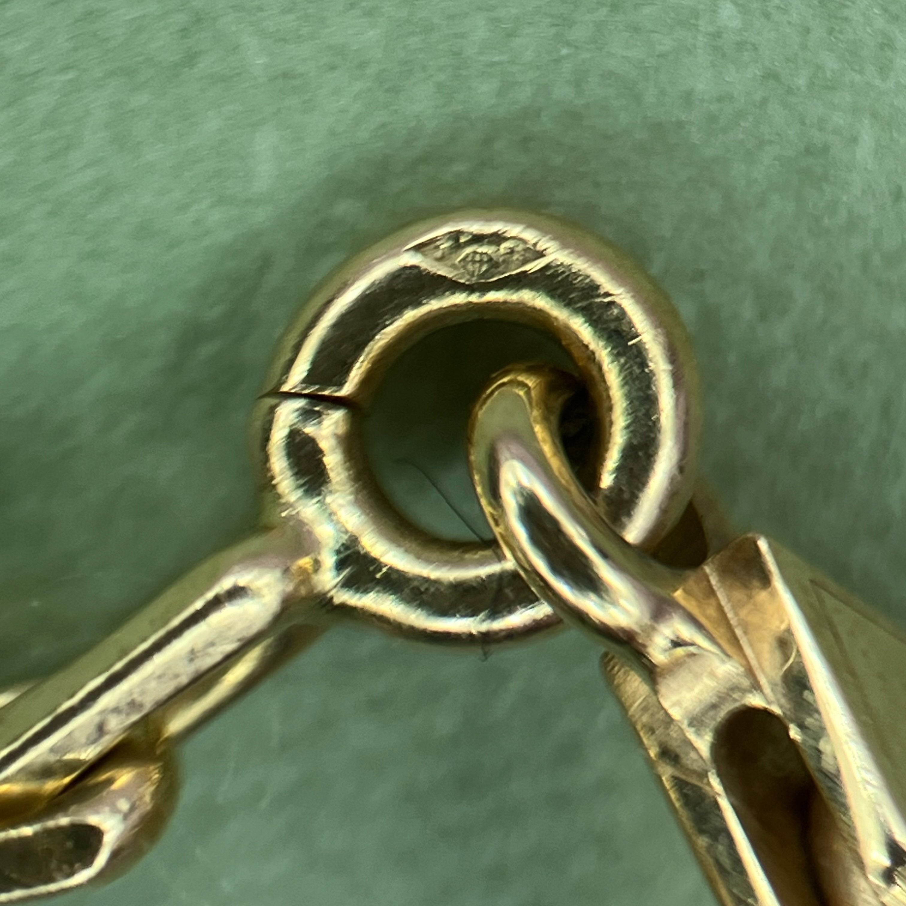 Pre owned VCA Alhambra 260404101