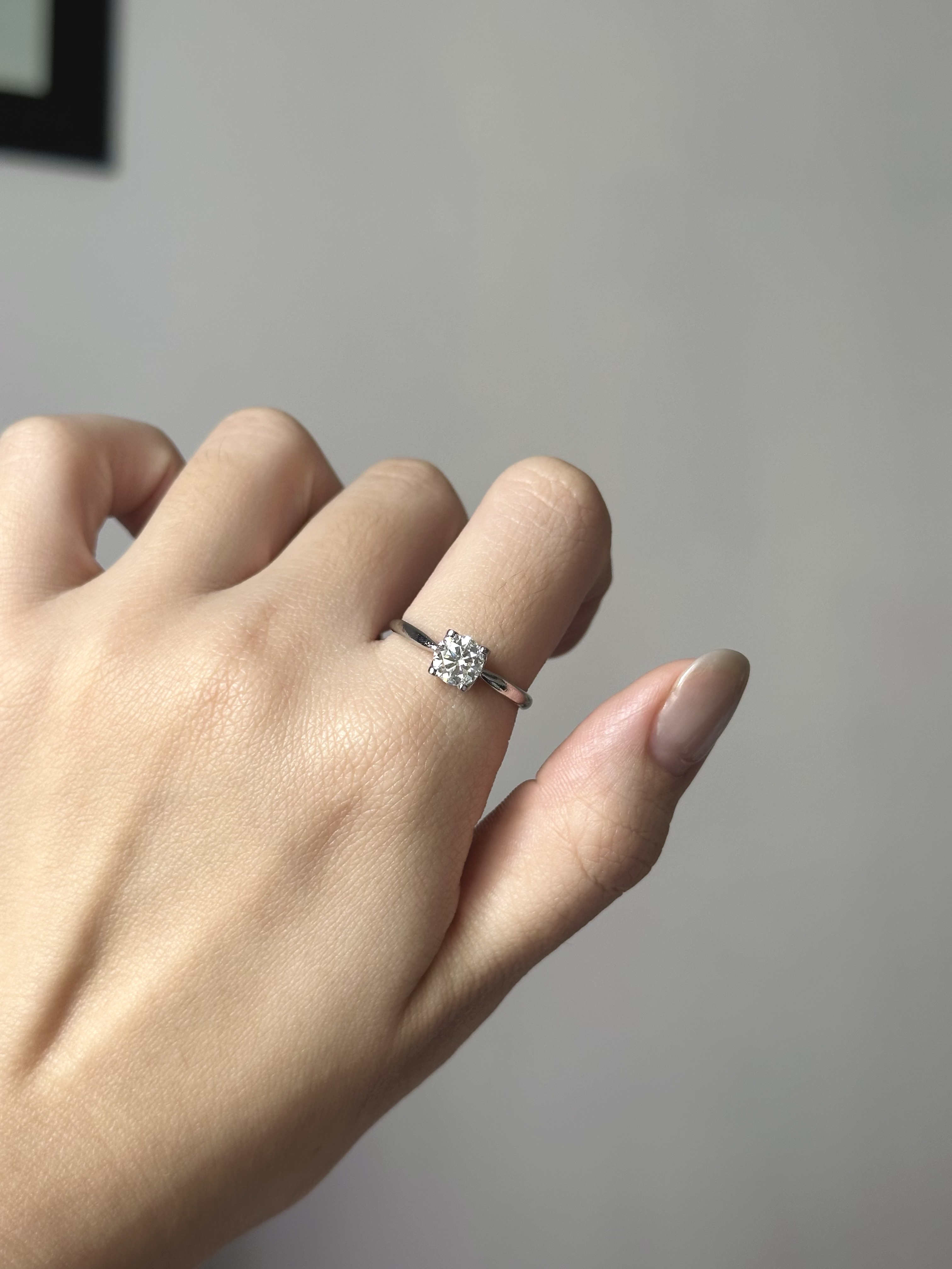 莫桑钻戒指 ｜ Mossanite Ring