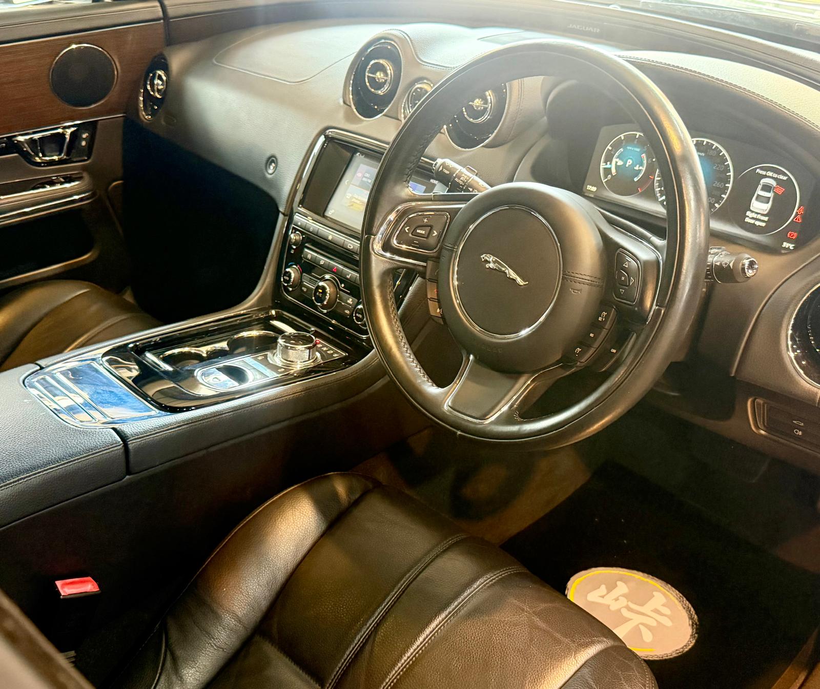 Jaguar XJ 2.0 Luxury LWB Facelift 2016