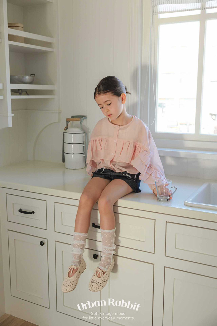 🇰🇷Urban Rabbit shirts