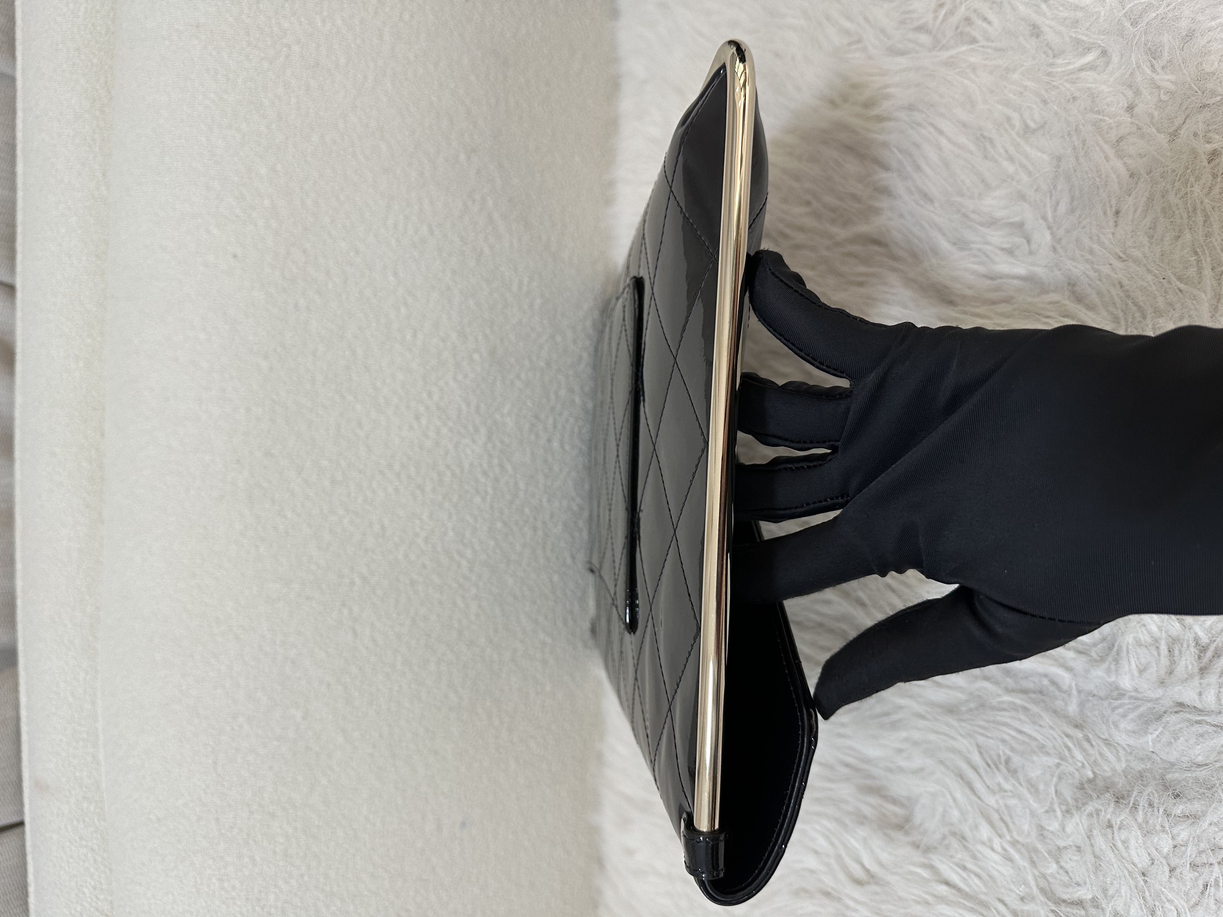 Pre-owned Chanel flap case in black patent leather/ Product Code: 26022114