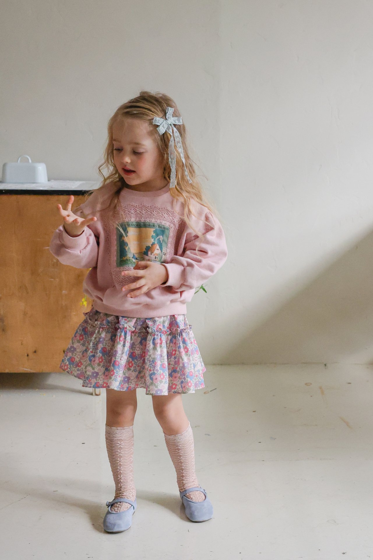 Lace Top / 花花短裙