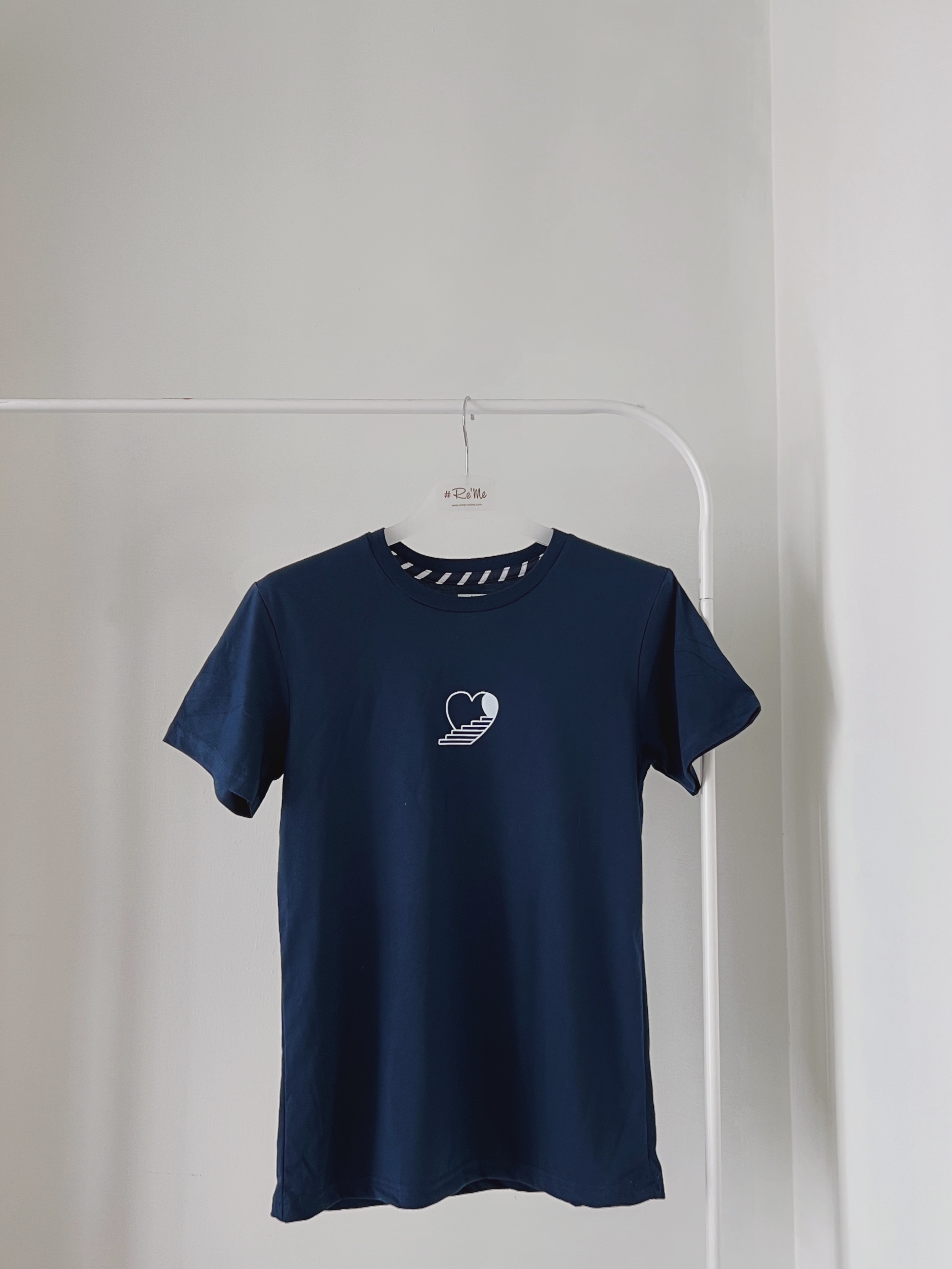 Minimalist 图案设计 Tee