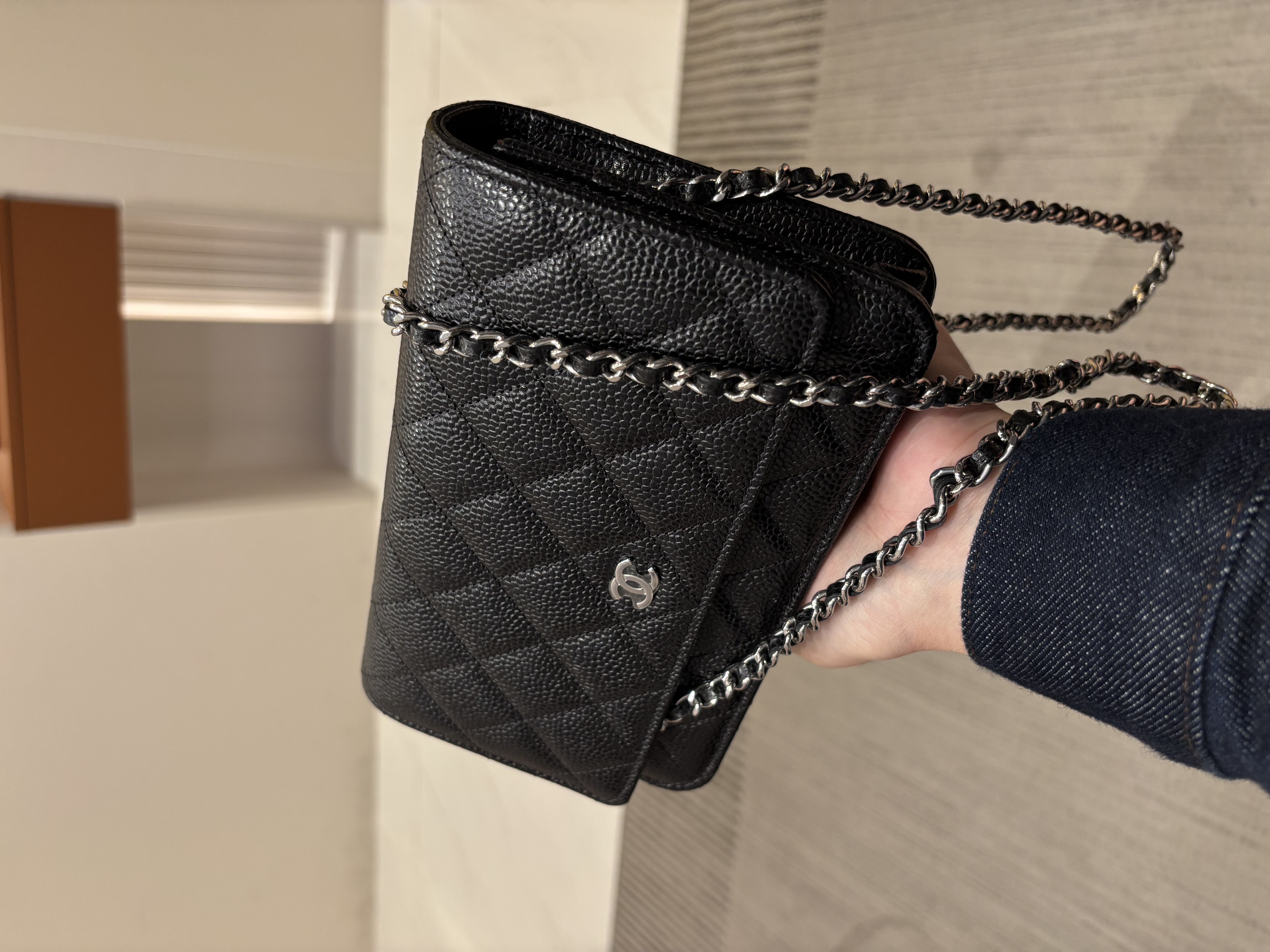 全新 Chanel wallet on chain 黑色荔枝牛皮銀扣 WOC 100%Authentic, 全新 100%NEW  ✅晶片貼✅dust bag ✅box