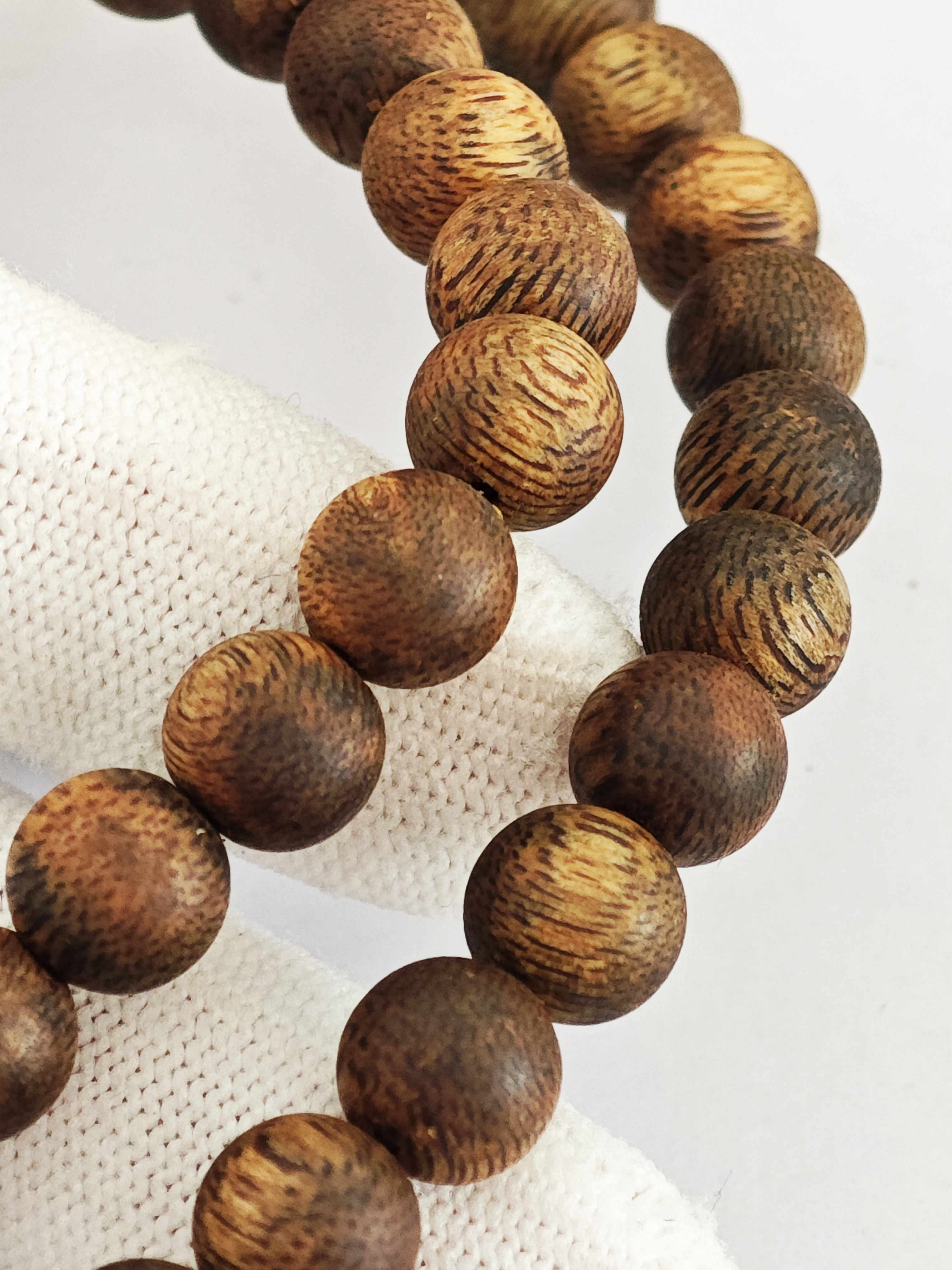 沉香木手串 -8mm多圈26克