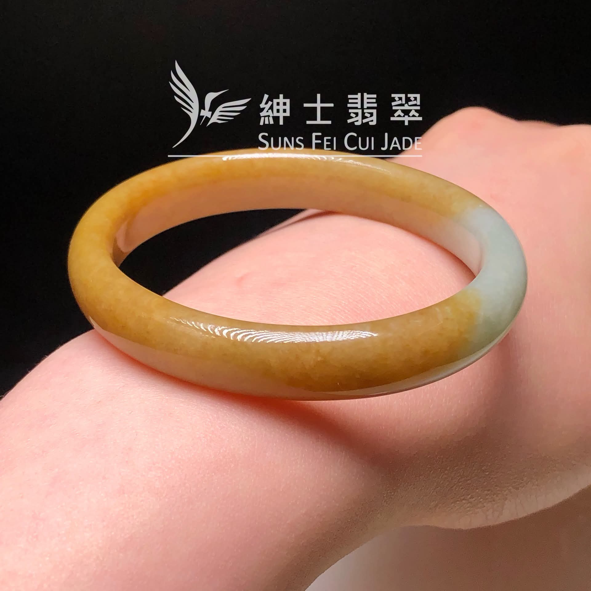 YK00012 大馬坎翡色貴妃鐲53.6mm