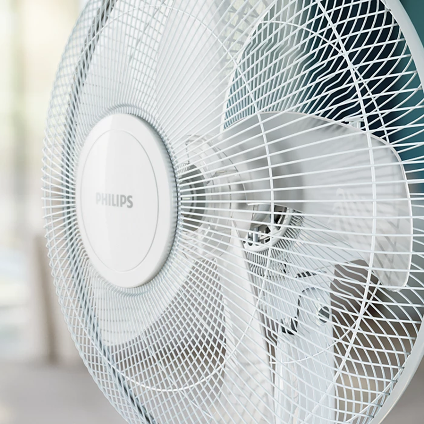 Philips 600 Series Pedestal Stand Fan White (ACP620/00)