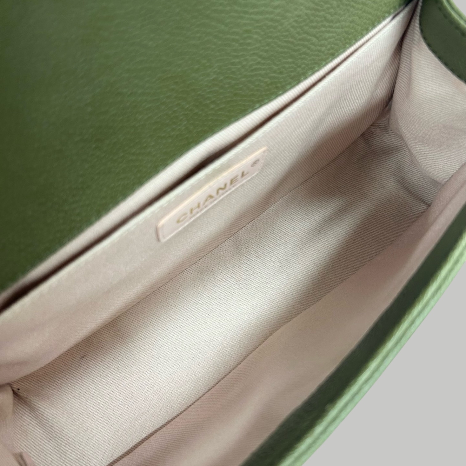 Chanel Caviar Leboy medium 荔枝枝Leboy 綠色