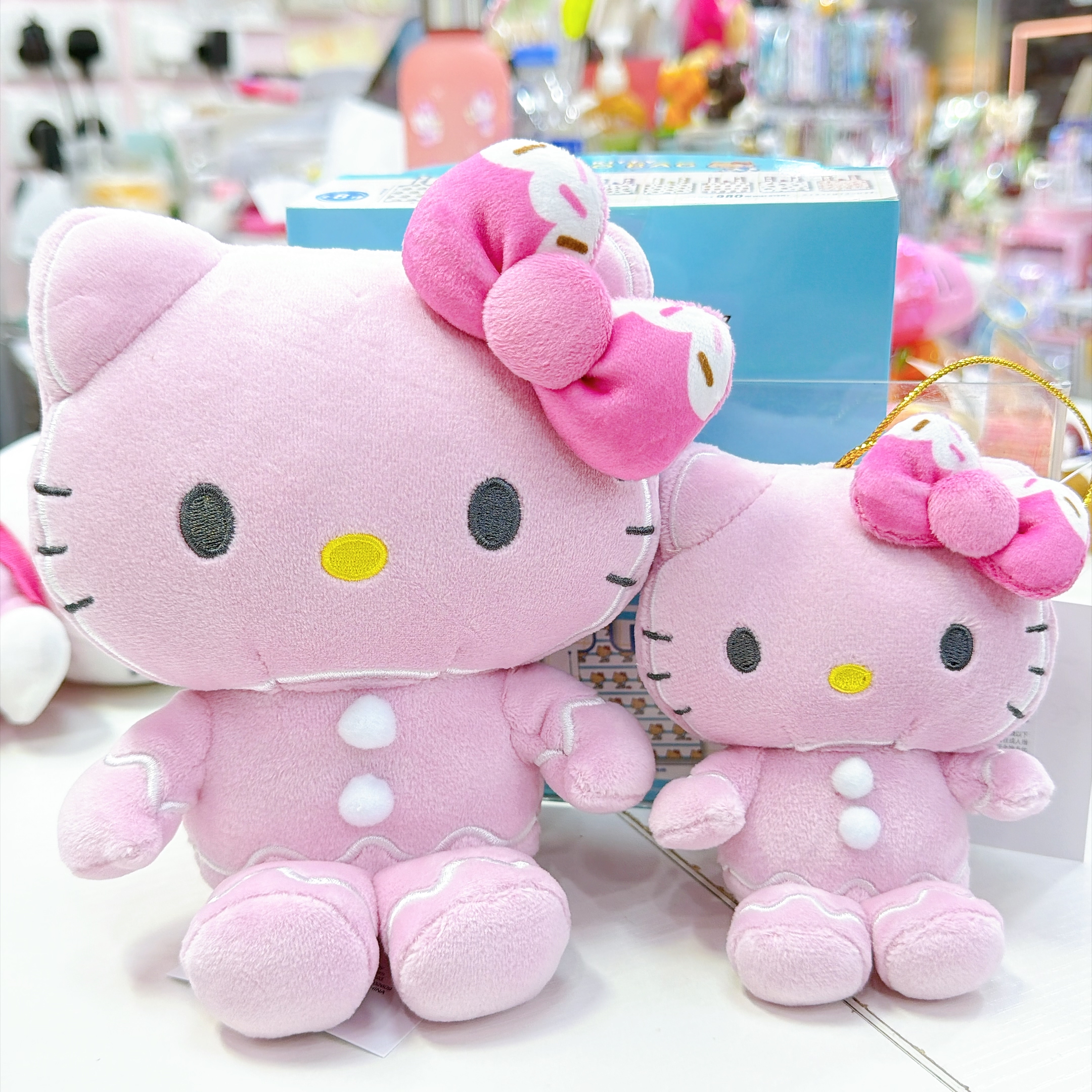 原裝行貨 Kitty粉紅聖誕節系列薑餅人公仔掛飾