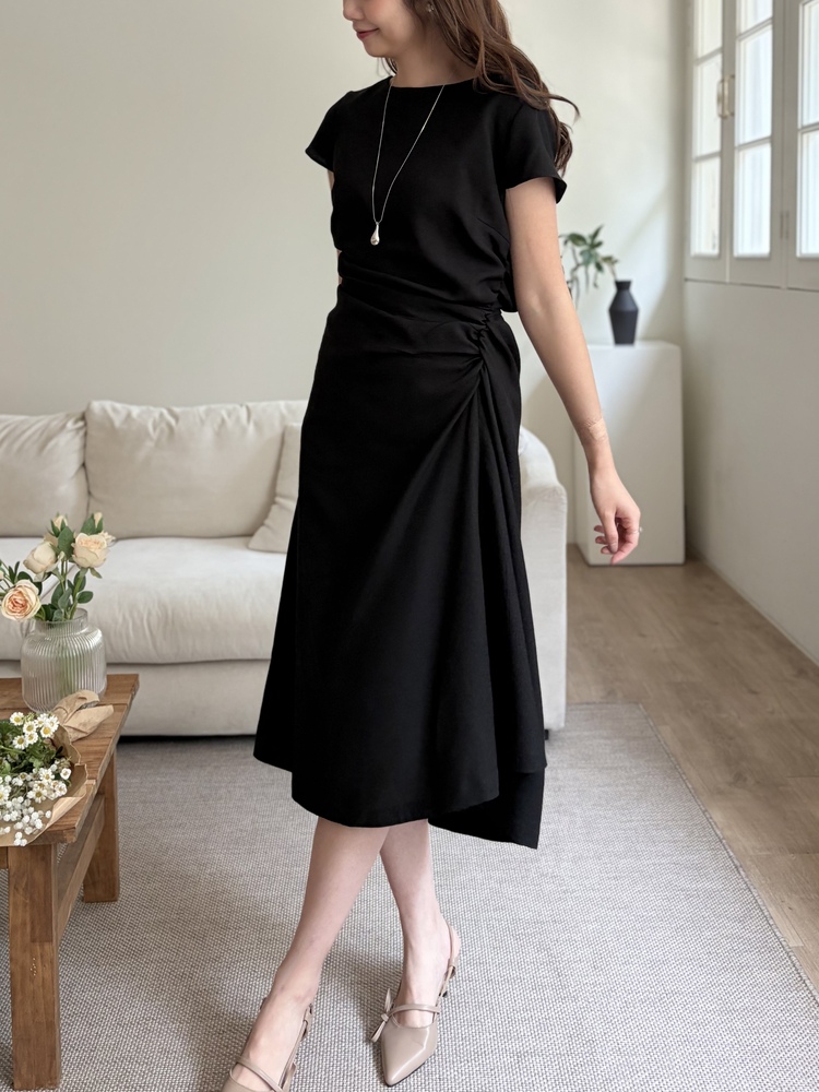 Belle Ruched Dress (Black)