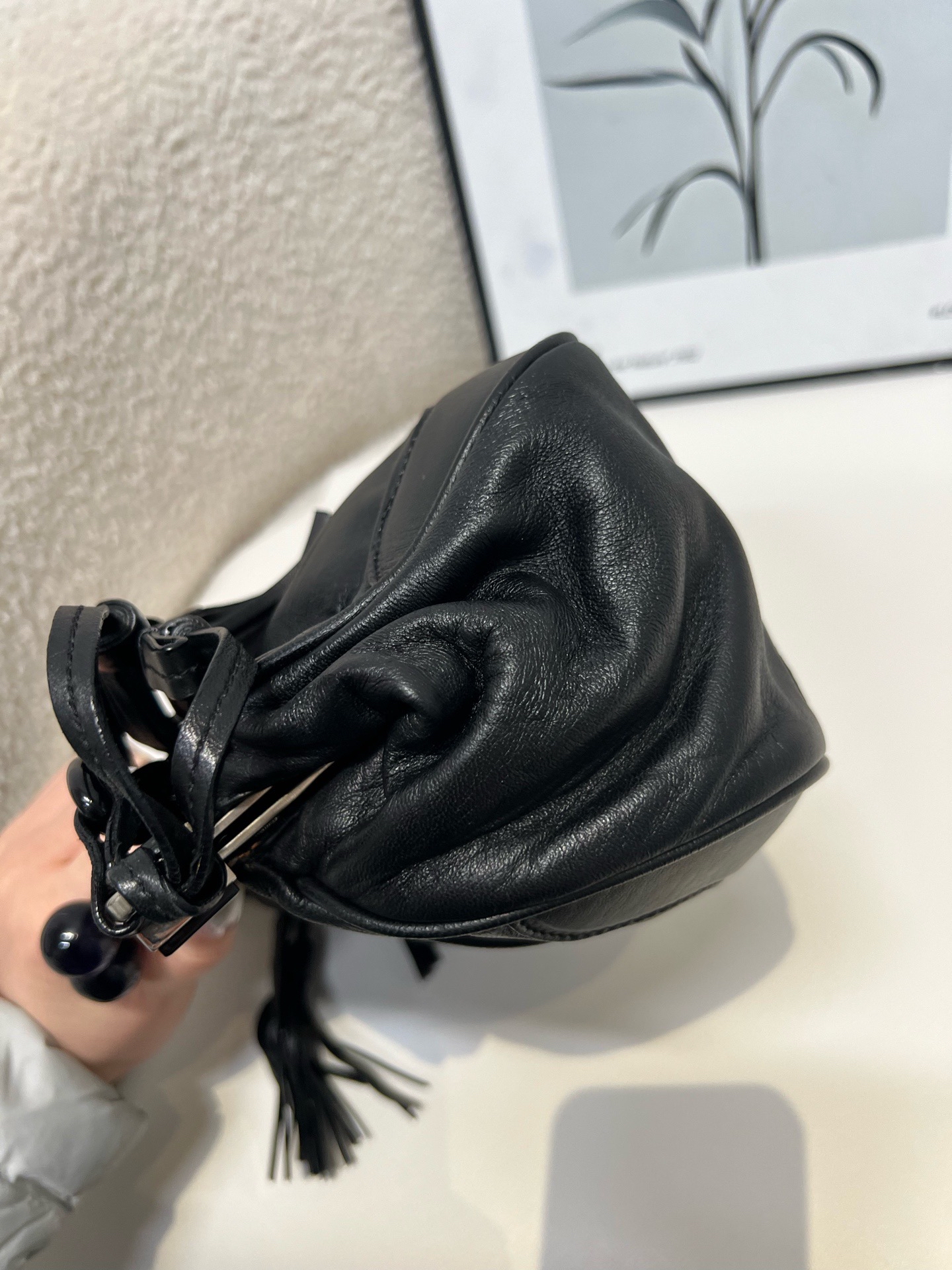 【預訂貨品】Prada 黑色腋下包
