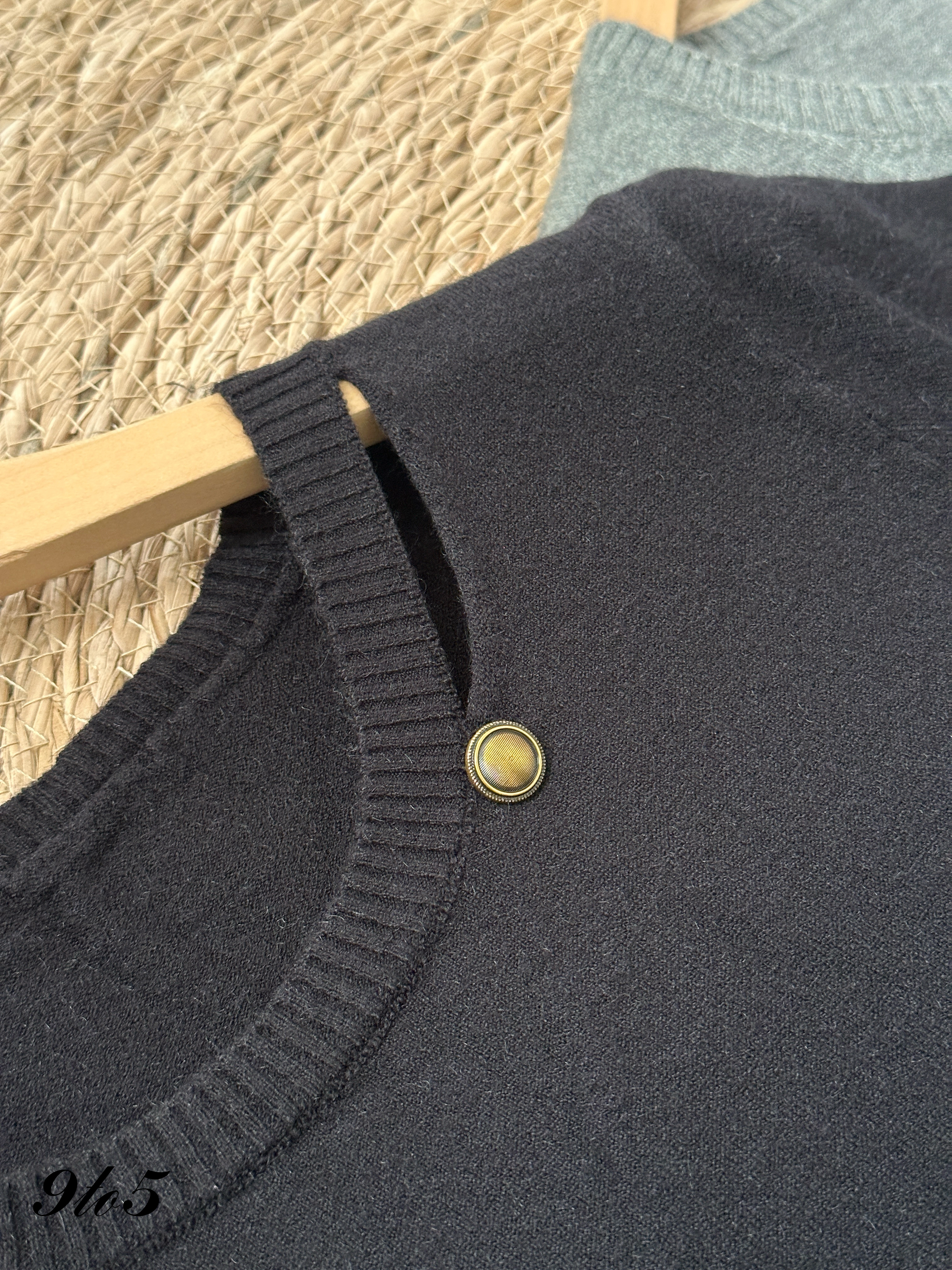 T4203 Short Sleeve Knit Top - 4 Colors 