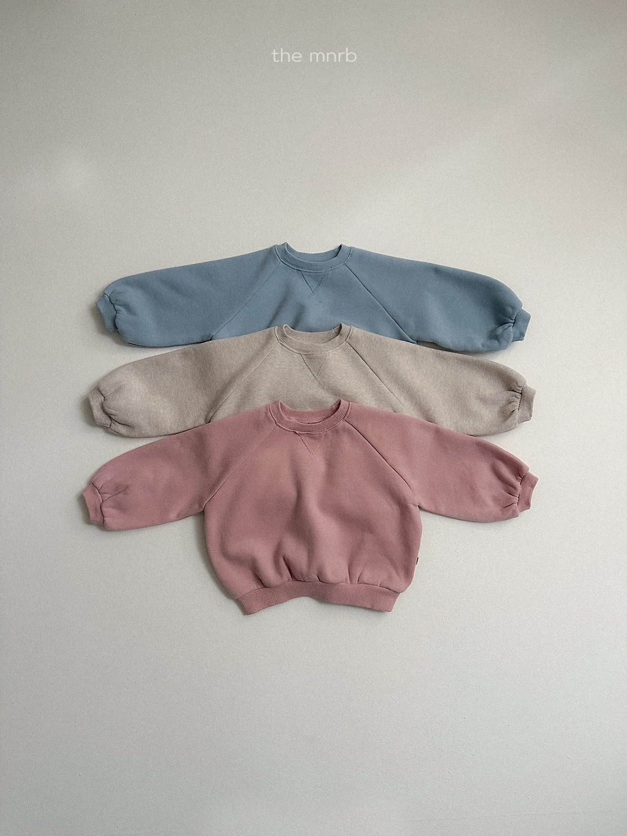 Mnirobe | raglan rounded sweatshirt