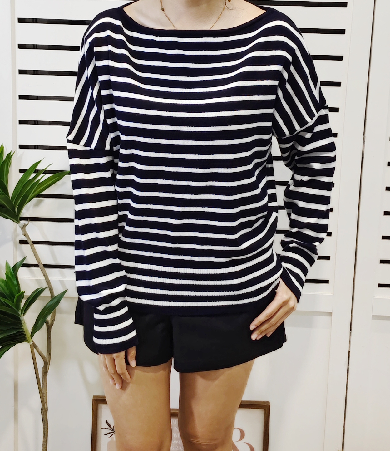 1121 Boat Collar Long Sleeve Kitted Wear