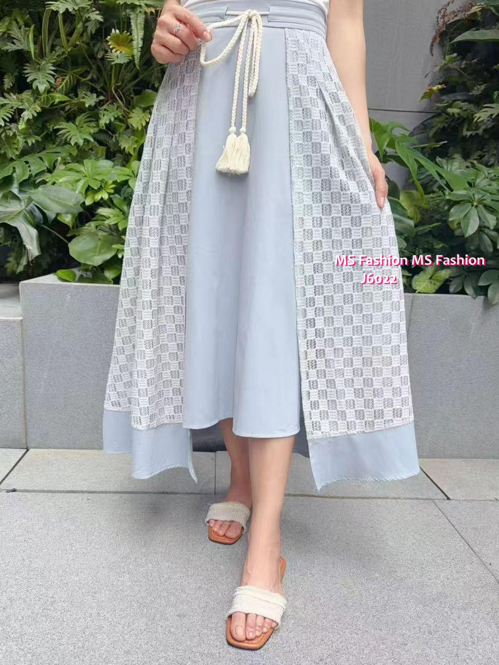 J6022 韓國🇰🇷特色通花半腰裙