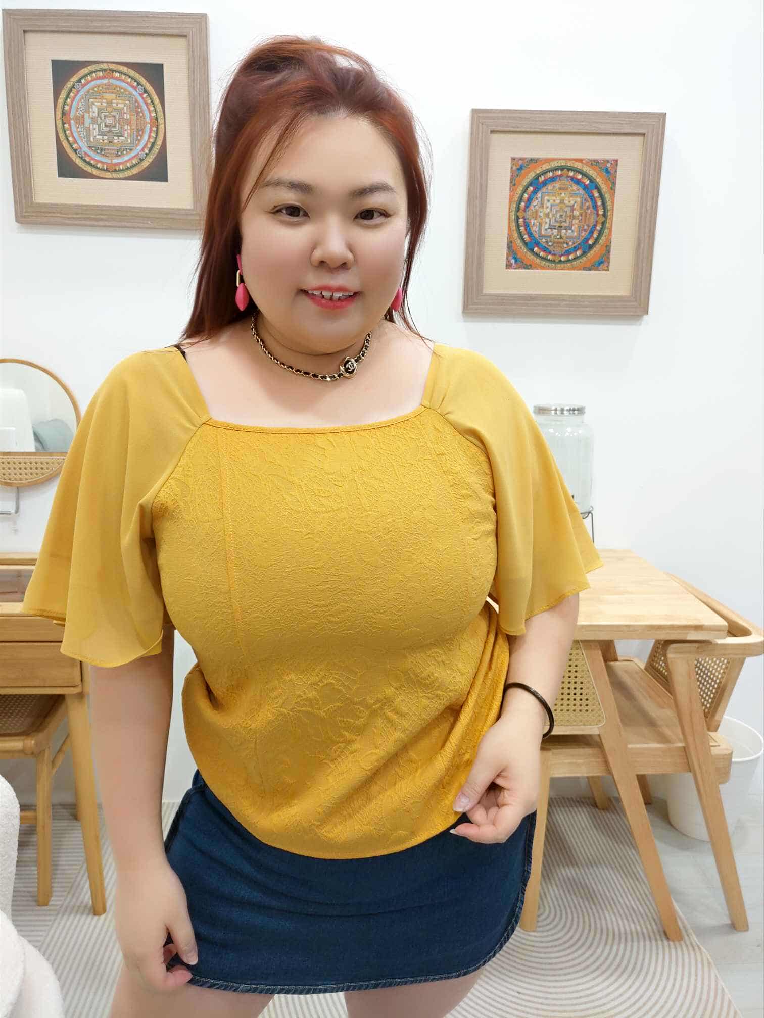 OTA12 BE#281867 喇叭袖上衣（颜色随机⚠️）