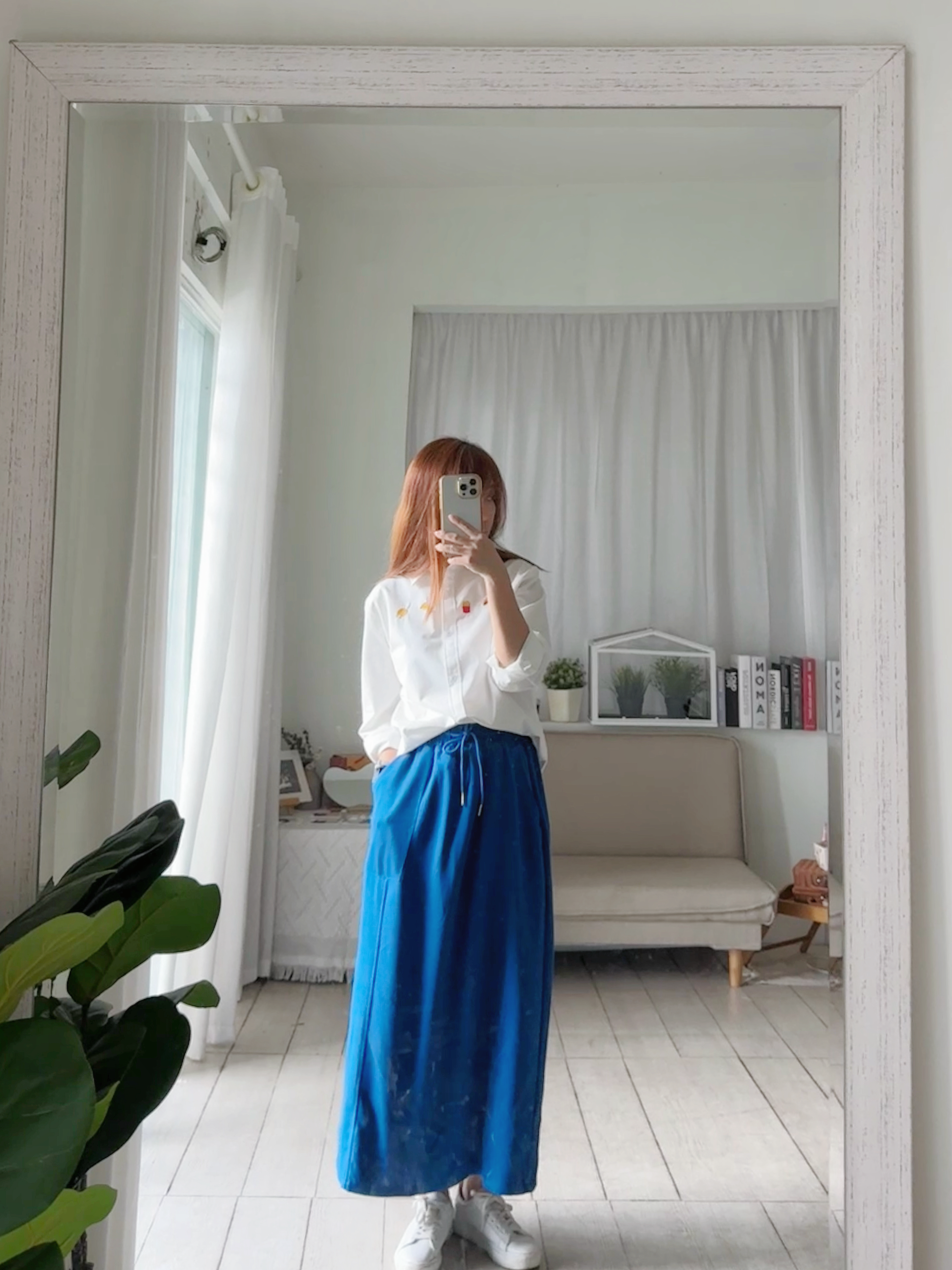 纯色系运动风七分半裙