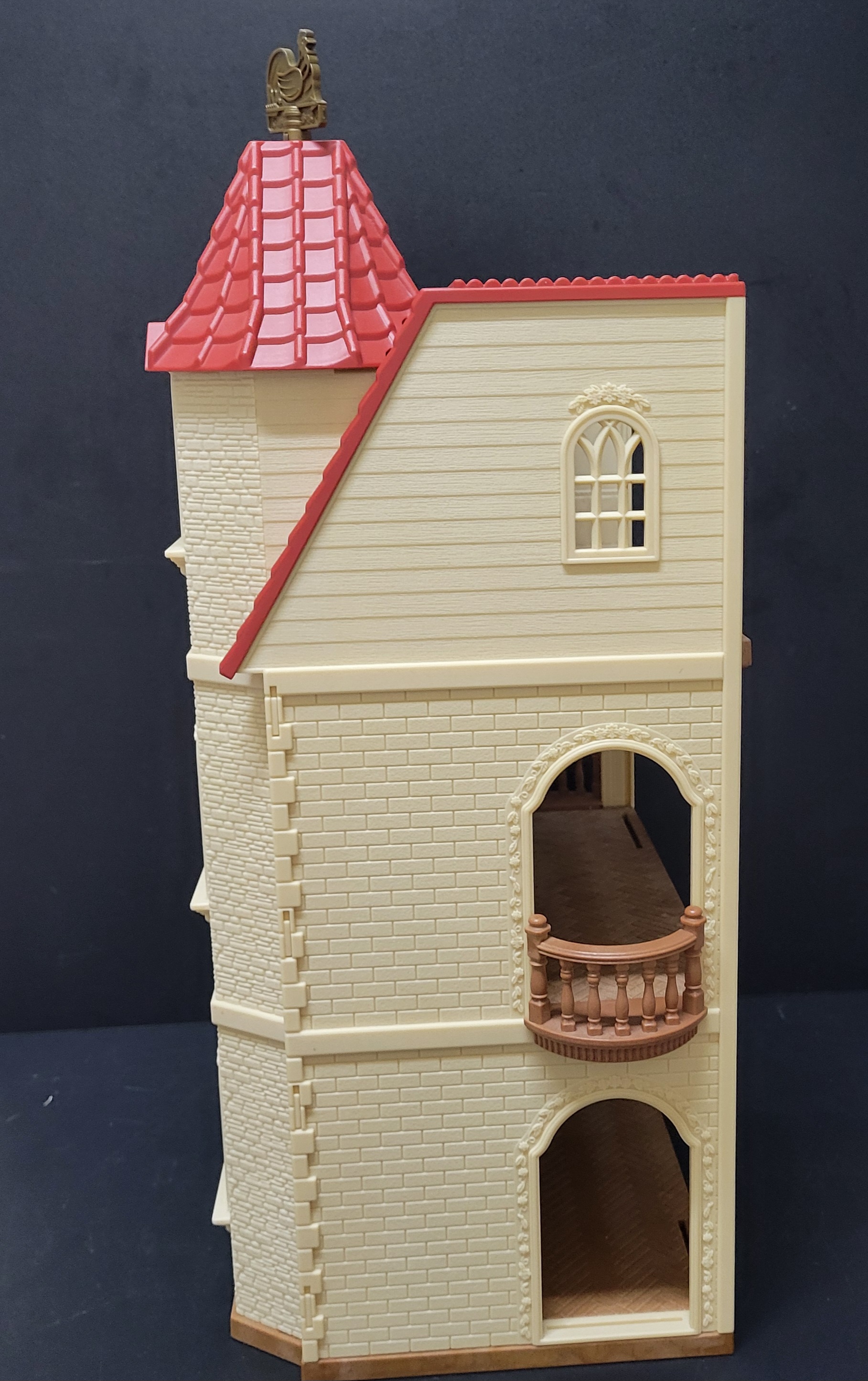 森林家族大屋(香港包順豐站）