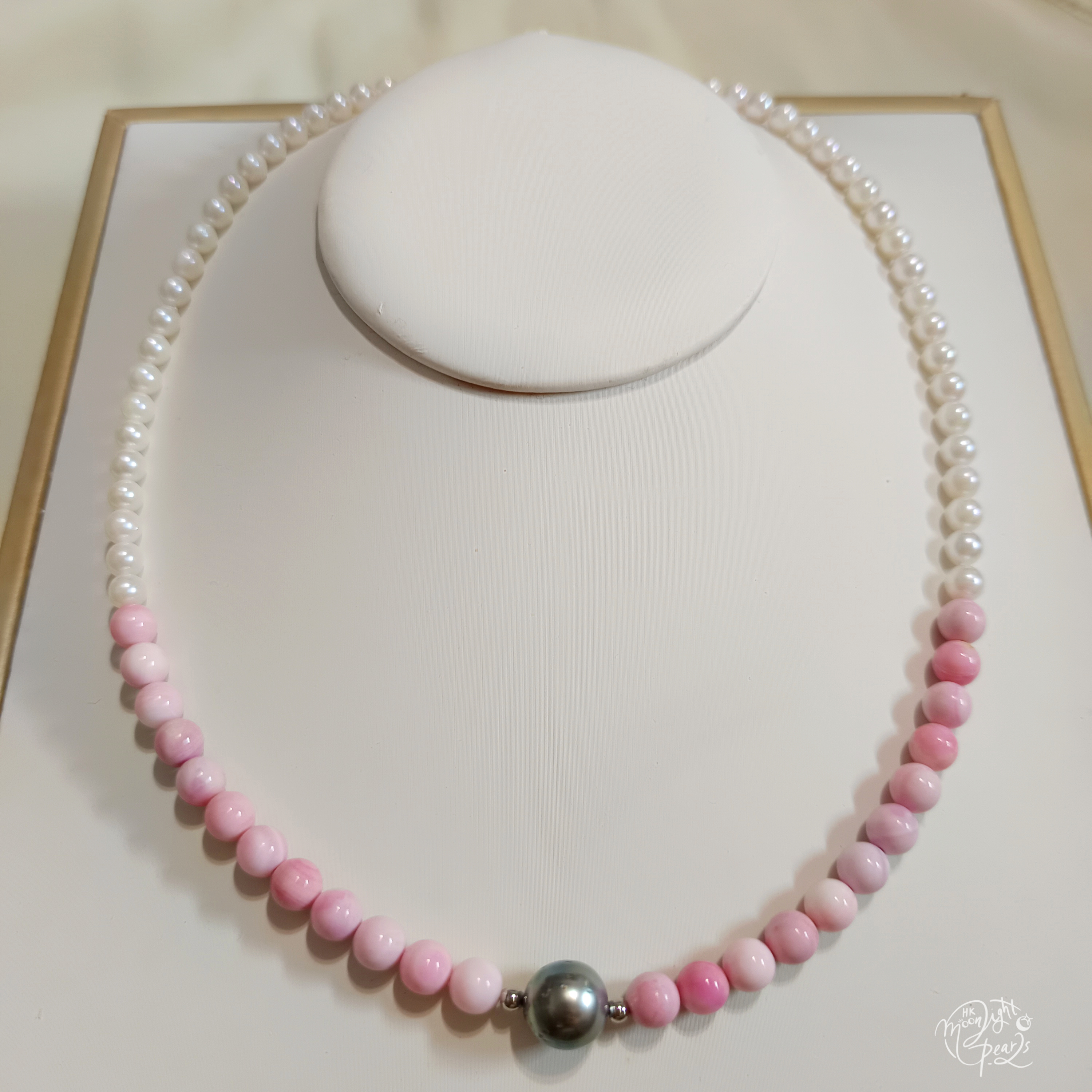 正圓極強光日本akoya海水珍珠+女王貝+大溪地海水珍珠日式不繡鋼扣項鍊