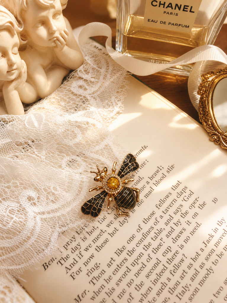 博物學家的貴族手稿 ∙ 西洋古董多美學造型胸針系列 The Naturalist’s Royal Folio ∙ Vintage Multi-Theme Statement Brooch Collection