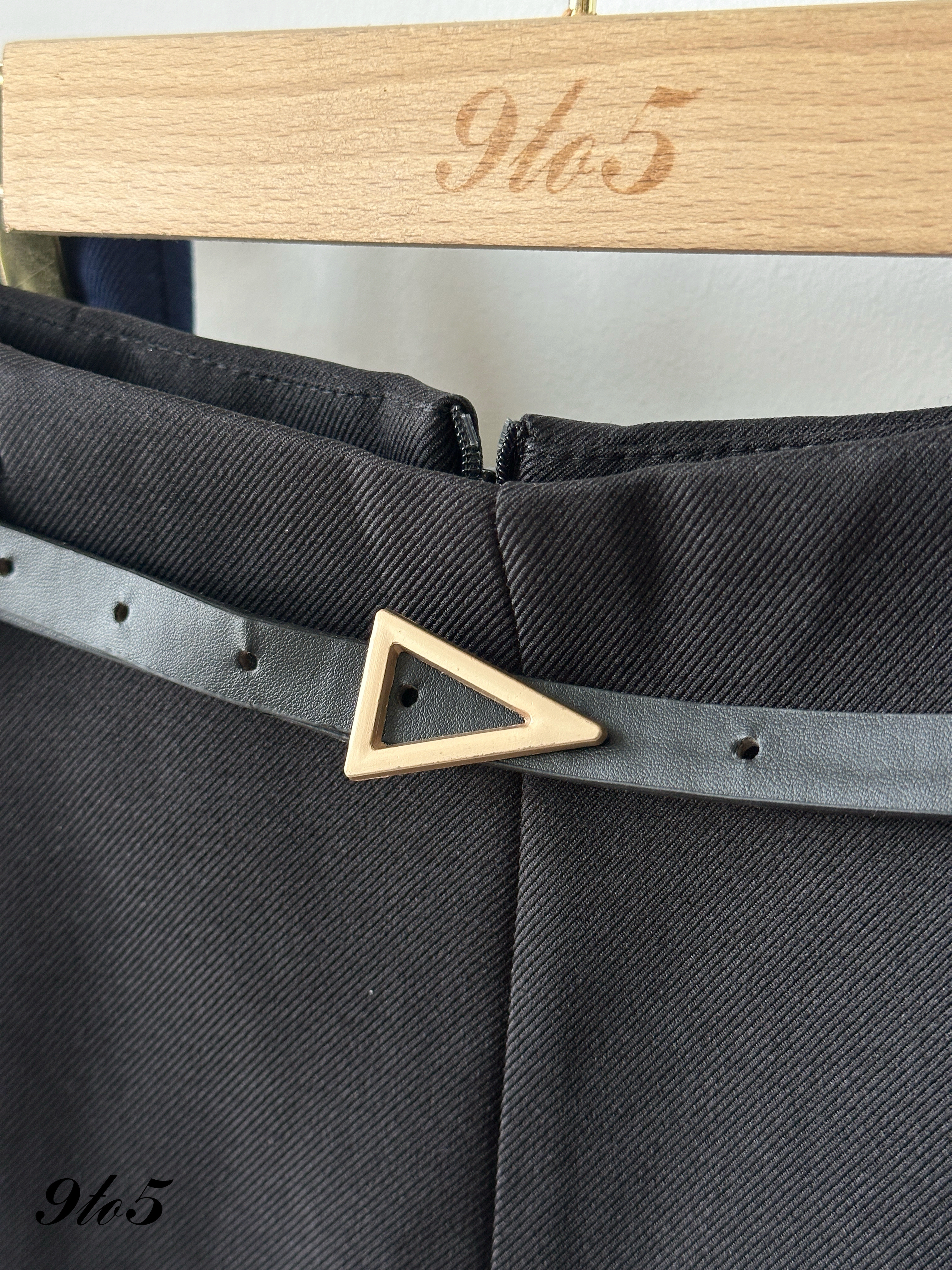 S1986 A Line Short Pants - Black & Blue