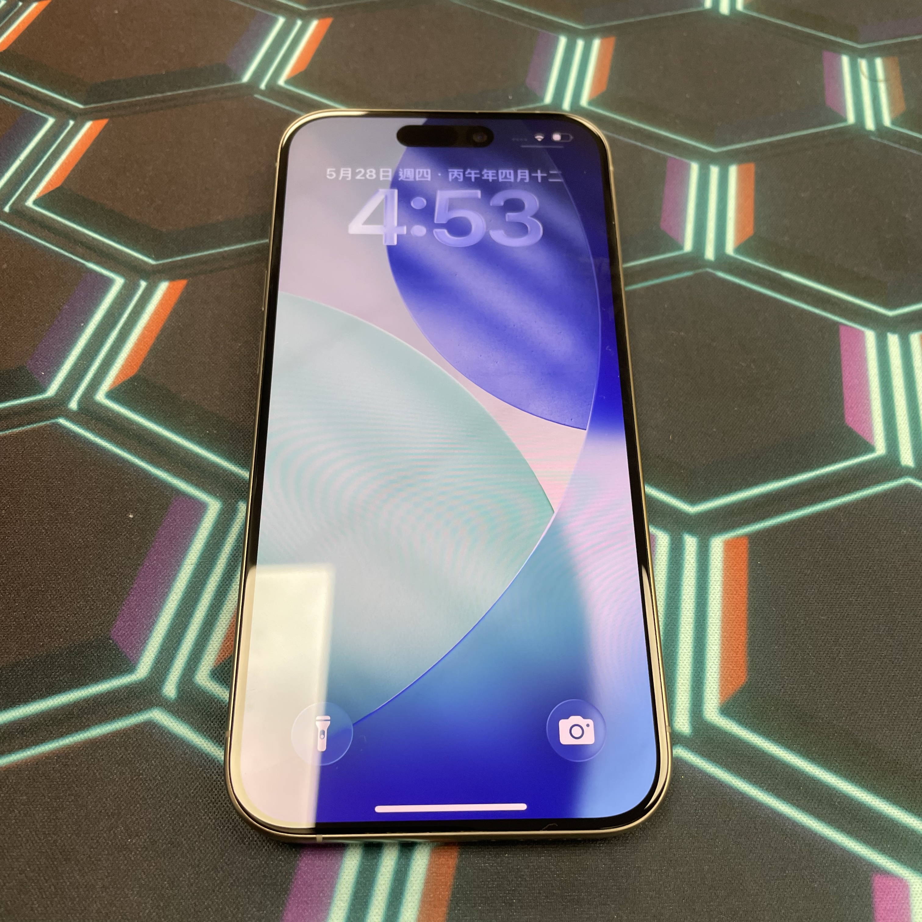 *6638 15 Pro 完美機 128GB 電86 原色 gray