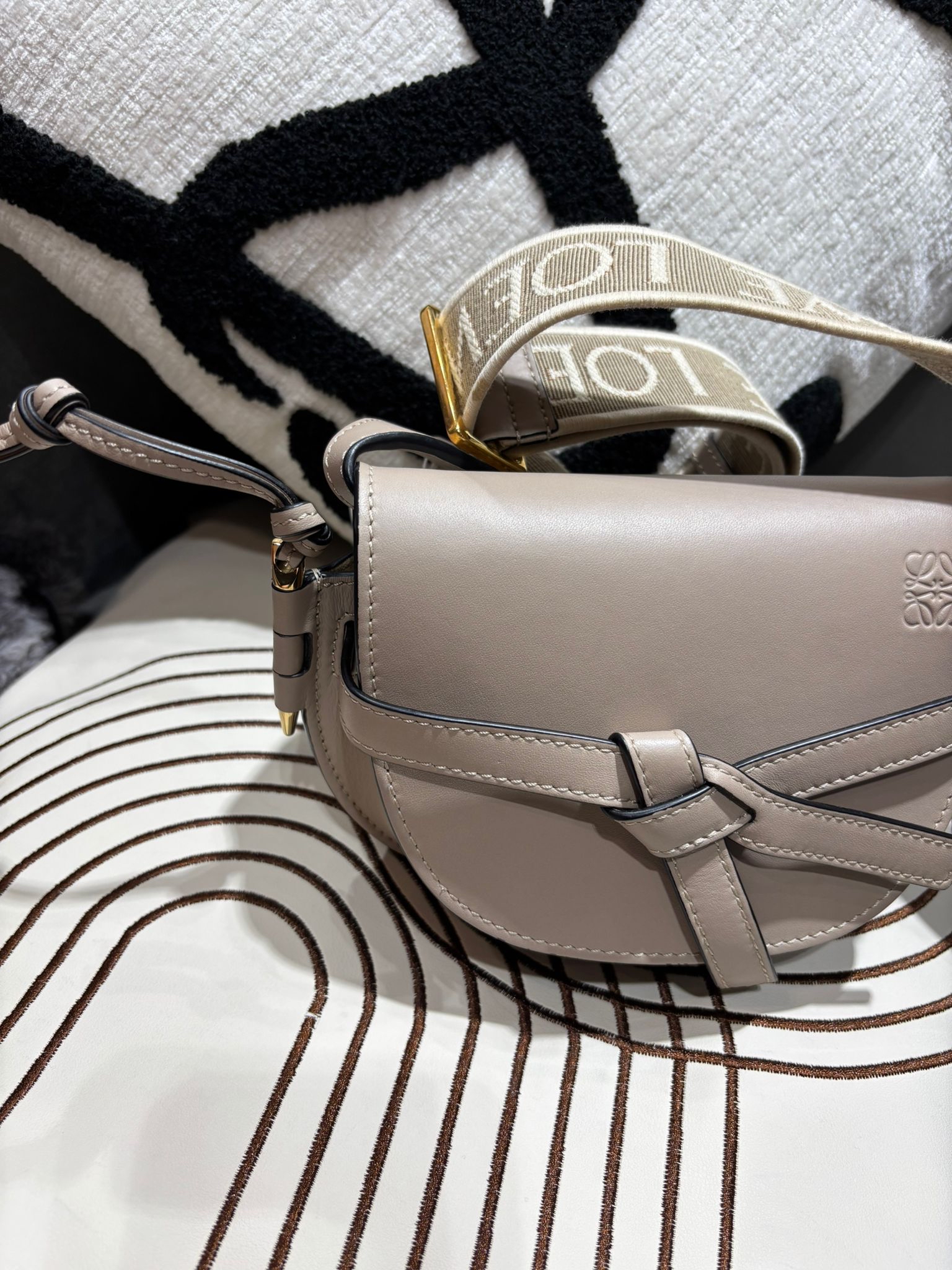 Loewe Mini Gate Calfskin Sand 100%Authentic, 98%New ✅Dust bag