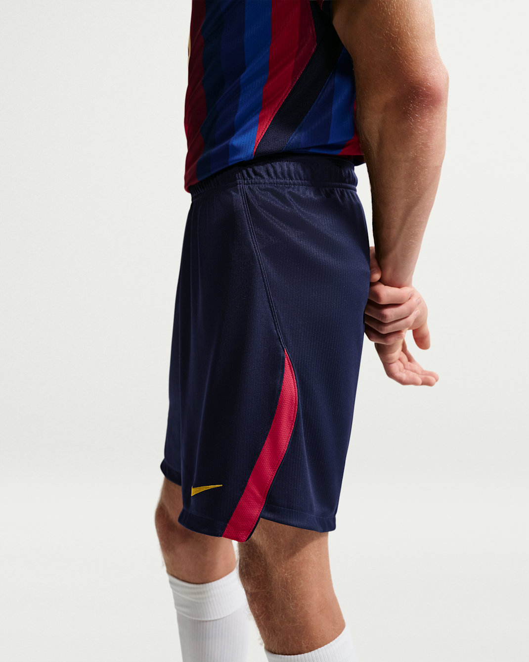 Nike Barcelona 巴塞羅拿 2026-27 主場球迷版球褲 II1947