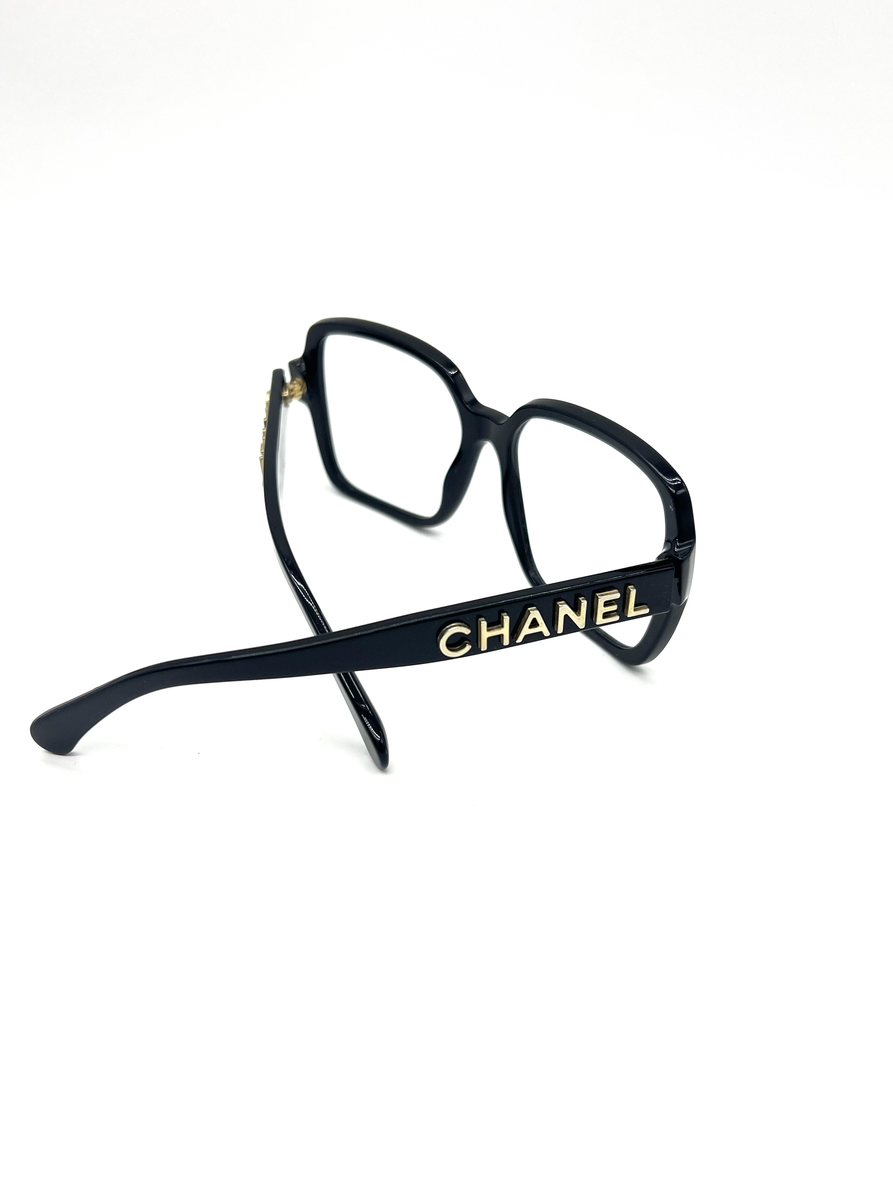 Pre-owned Chanel Glasses/ Product Code: 26032910