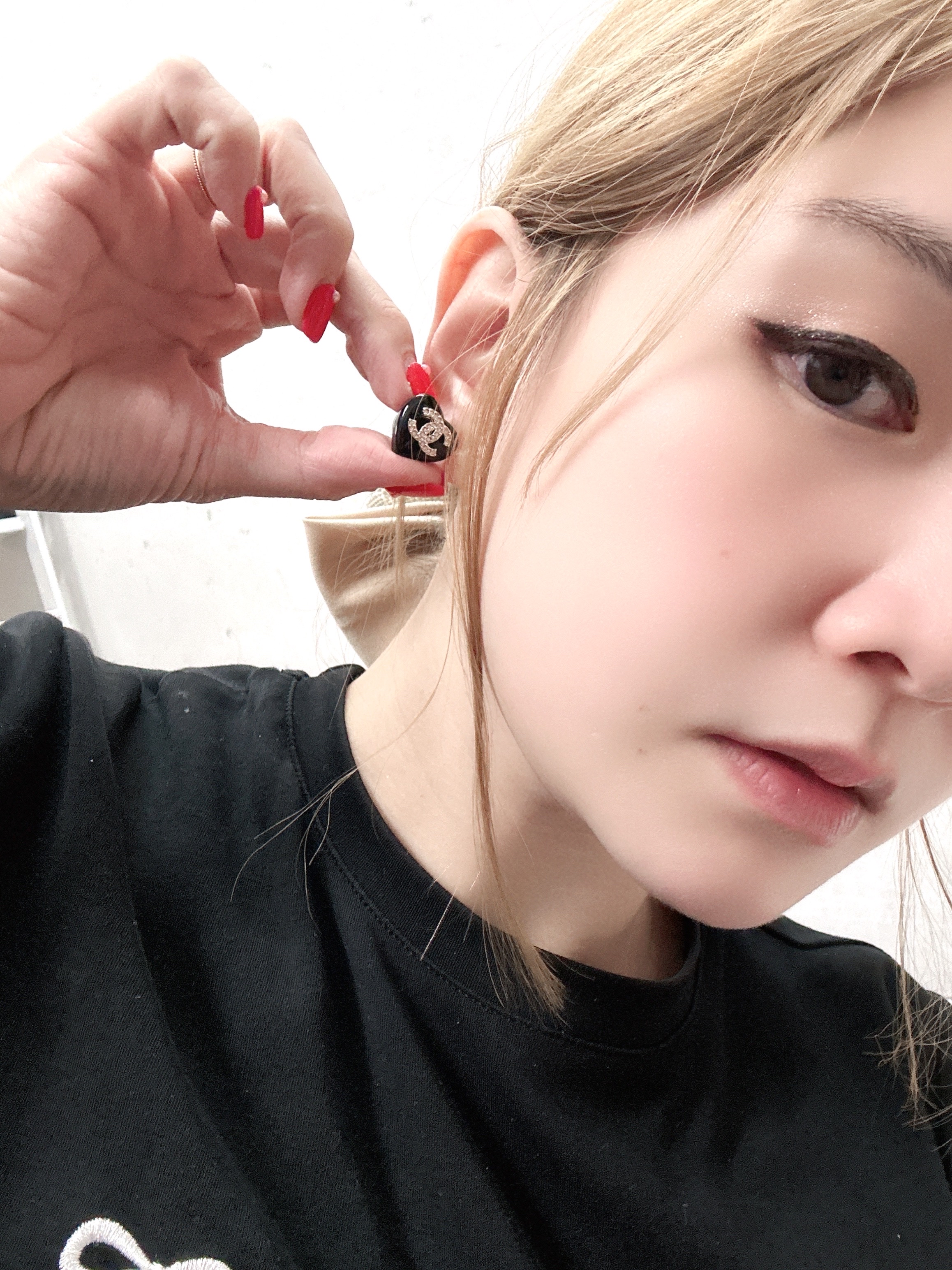 Pre owned chanel ear ring