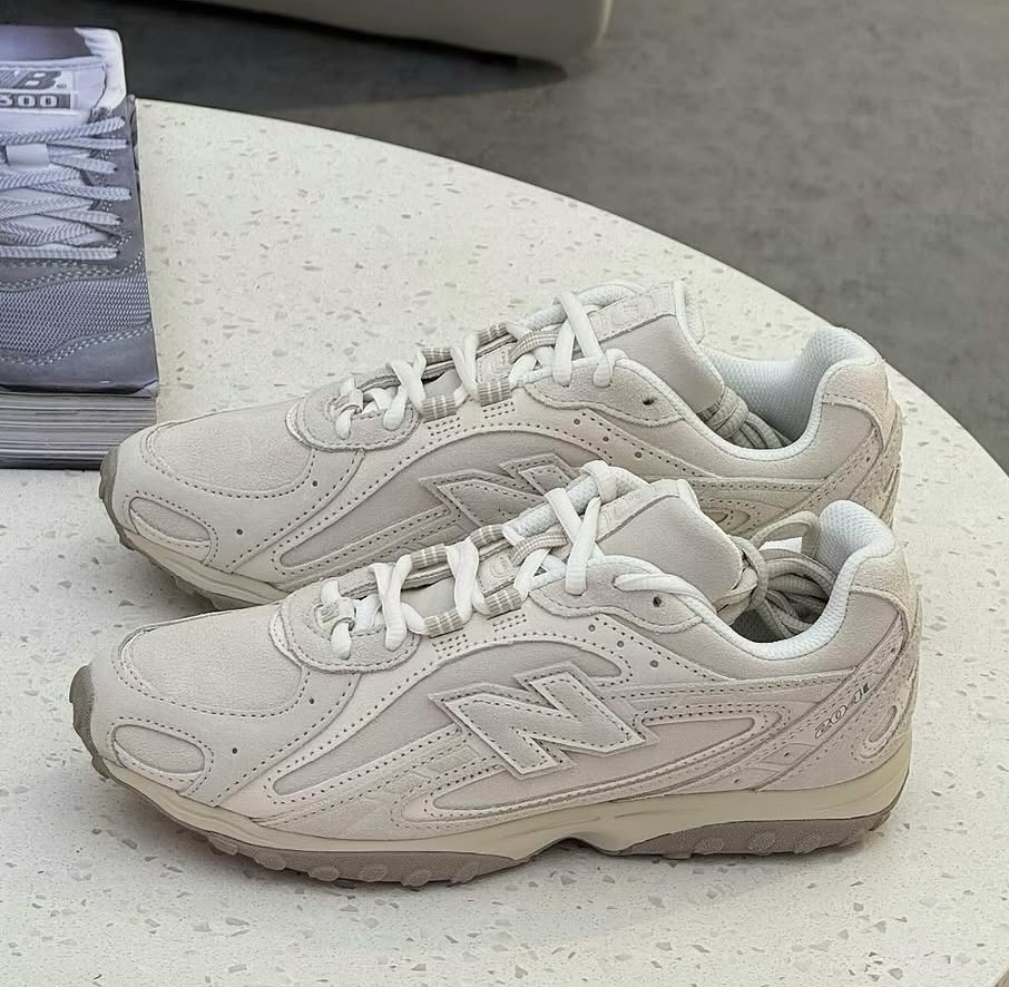 New Balance 240L系列