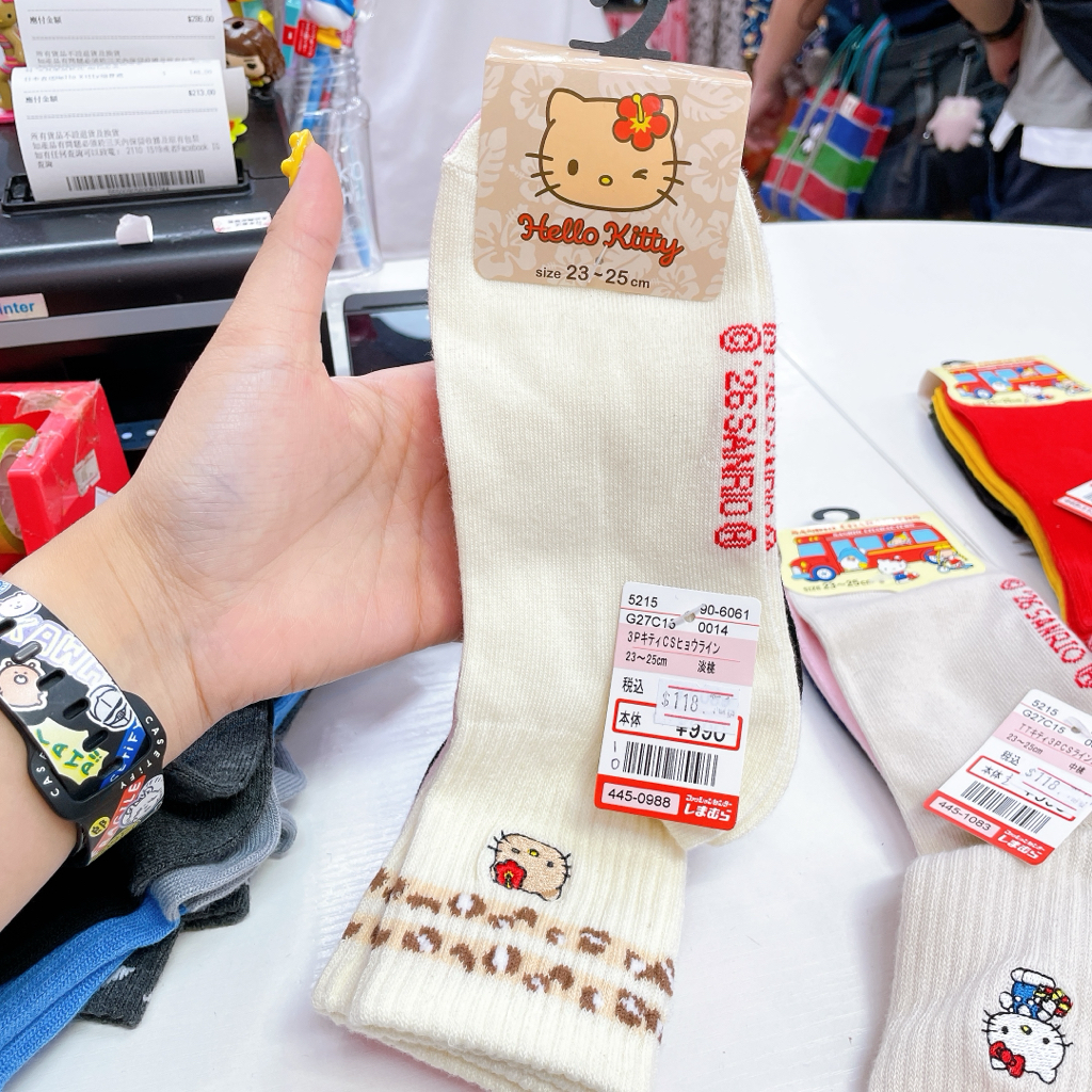 日本直送Sanrio Hello Kitty一set三對長襪