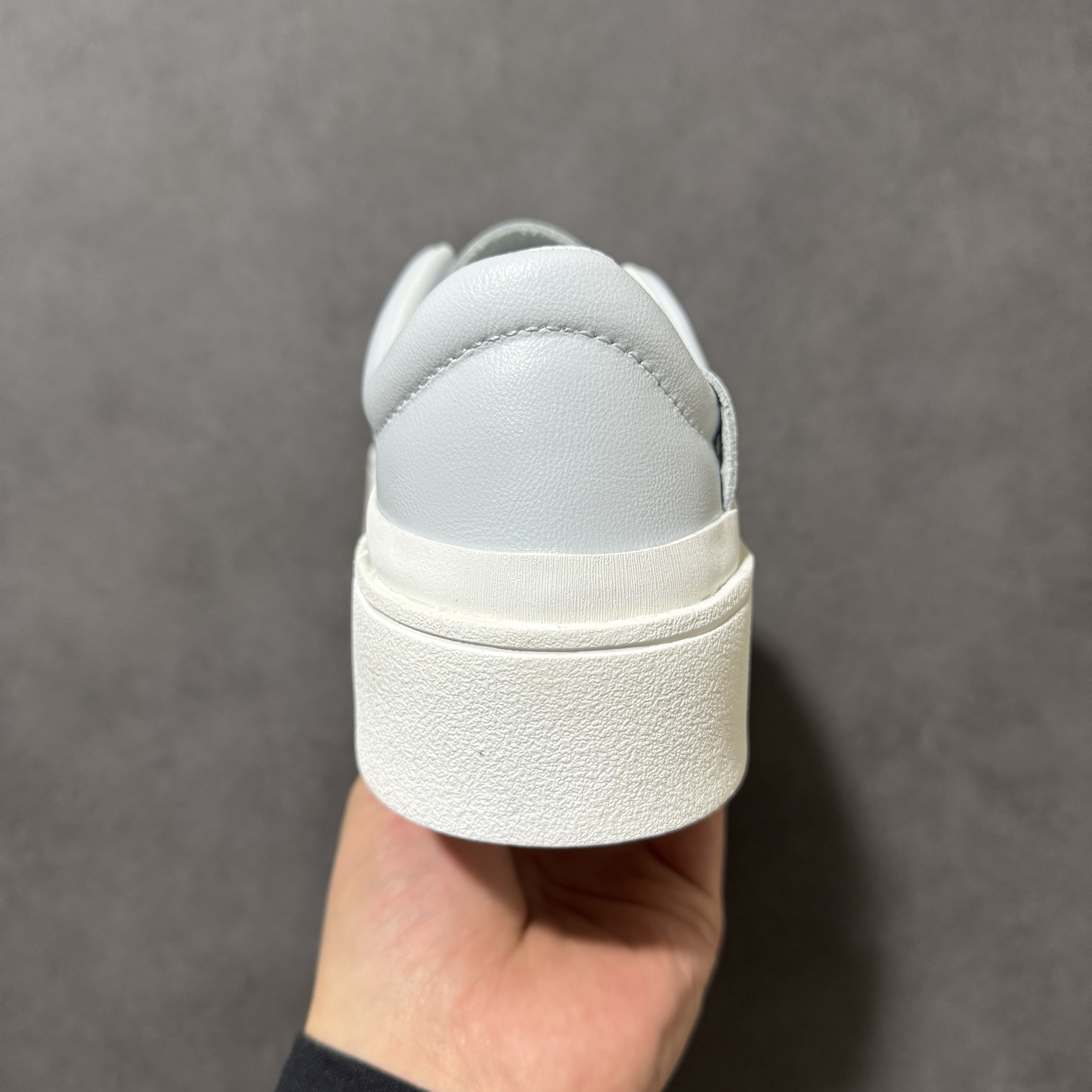 Adidas Labcourt IF1710